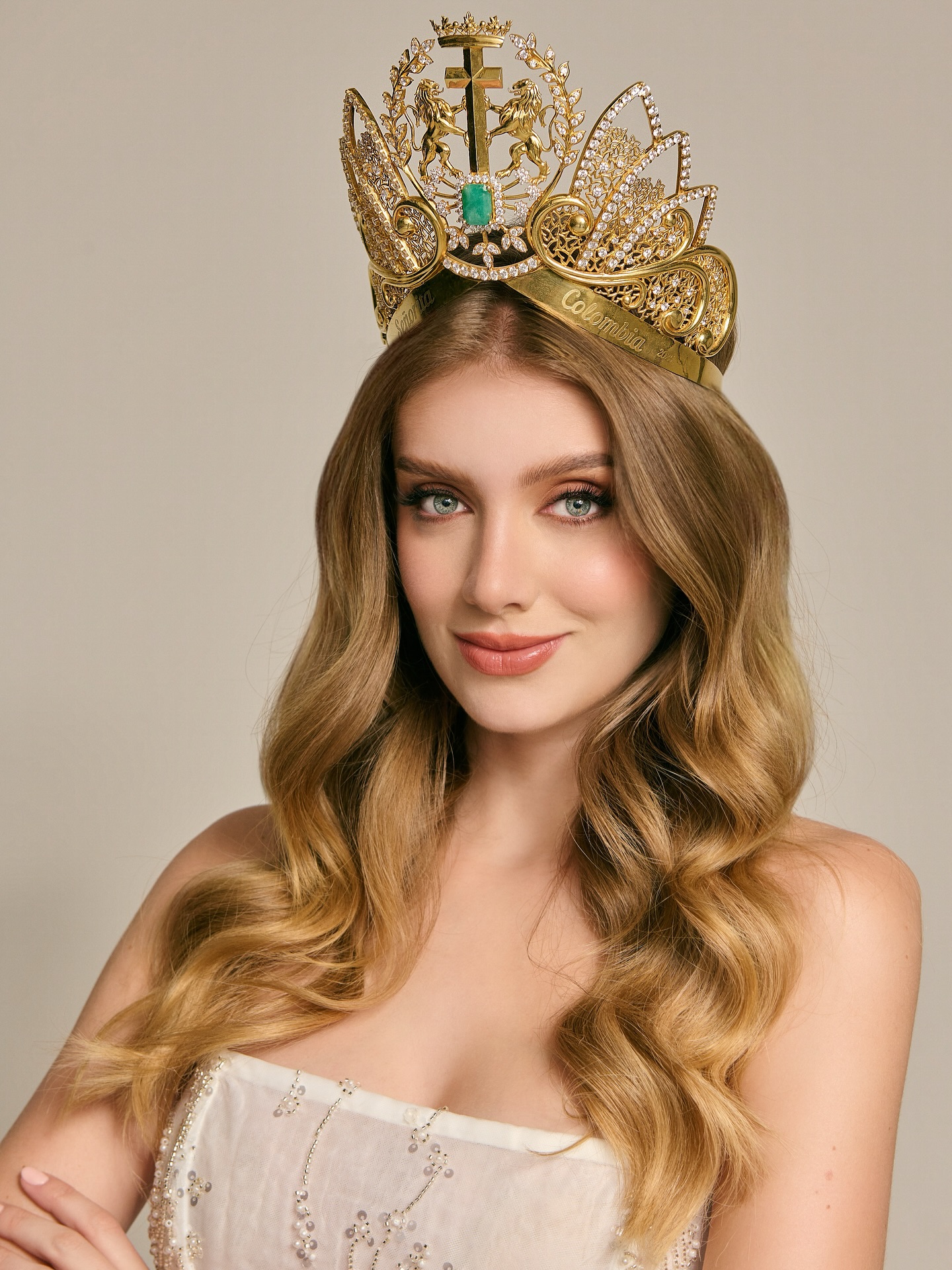 Nhan sắc tân Hoa hậu Quốc tế vừa kế nhiệm Thanh Thủy- Ảnh 17. Nhan sắc tân Hoa hậu Quốc tế vừa kế nhiệm Thanh Thủy- Ảnh 17.