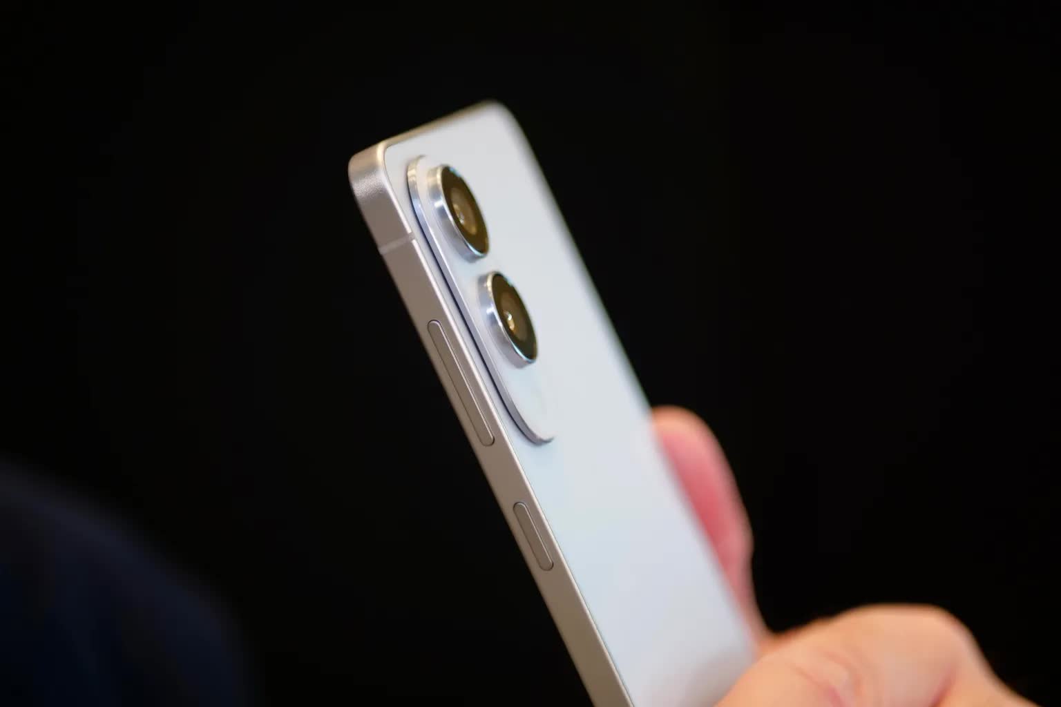 Samsung và loạt hãng Trung Quốc bỏ chạy sau cú trượt của iPhone Air - Ảnh 2.