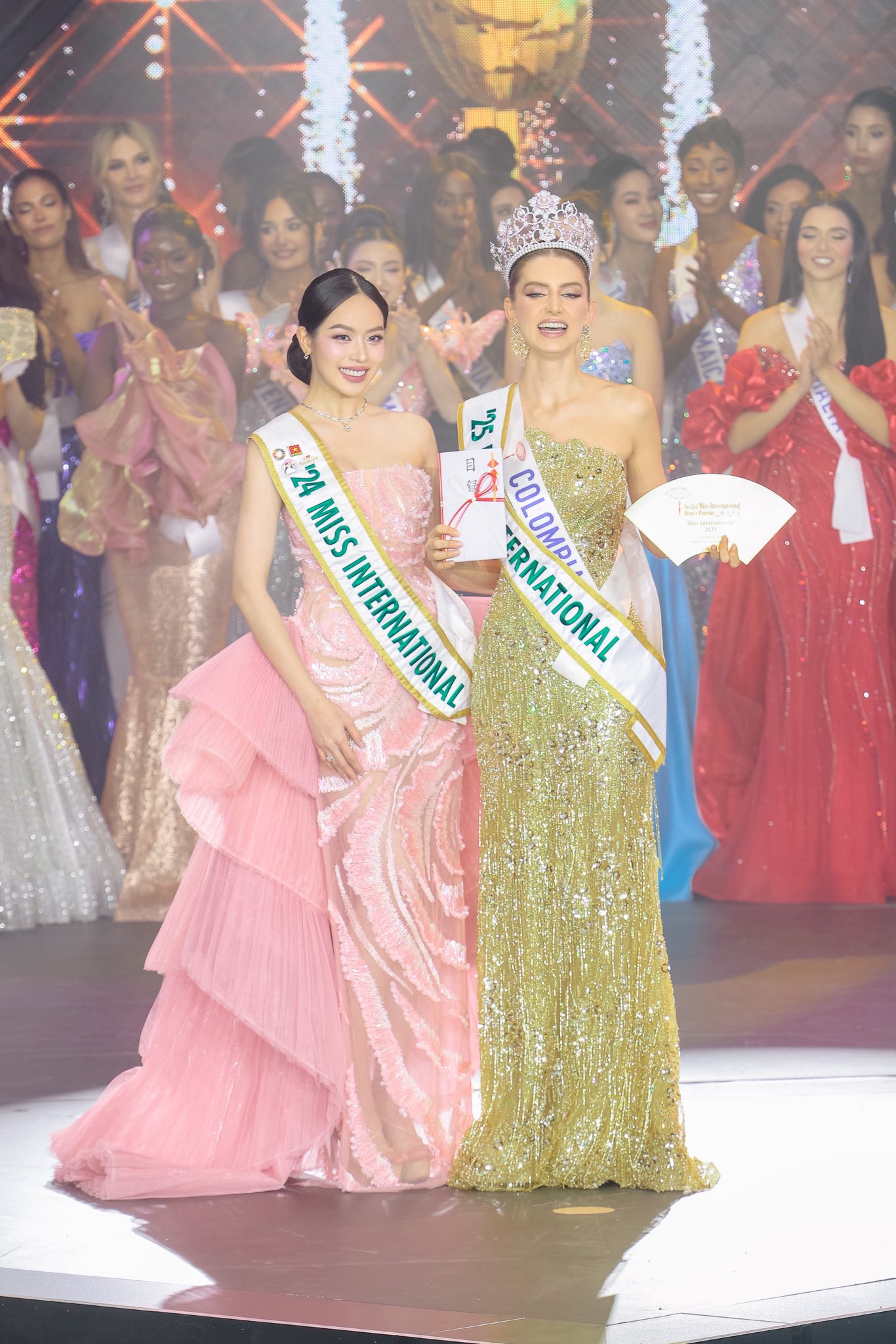 Nhan sắc tân Hoa hậu Quốc tế vừa kế nhiệm Thanh Thủy- Ảnh 3. Nhan sắc tân Hoa hậu Quốc tế vừa kế nhiệm Thanh Thủy- Ảnh 3.