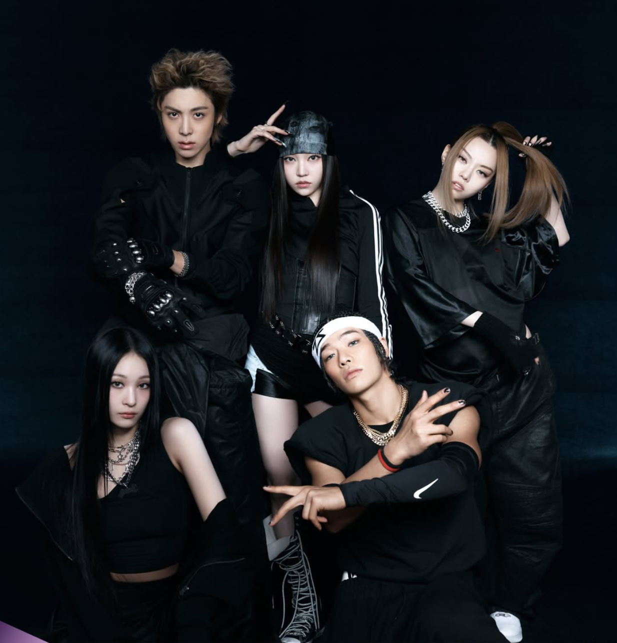 MAMA 2025 gây tranh cãi vì diễn ra giữa thảm họa cháy chung cư ở Hồng Kông  - Ảnh 4.