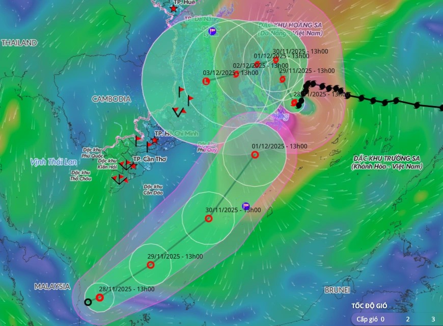 Gấp rút phục hồi các tuyến đường sau mưa bão - Ảnh 13.