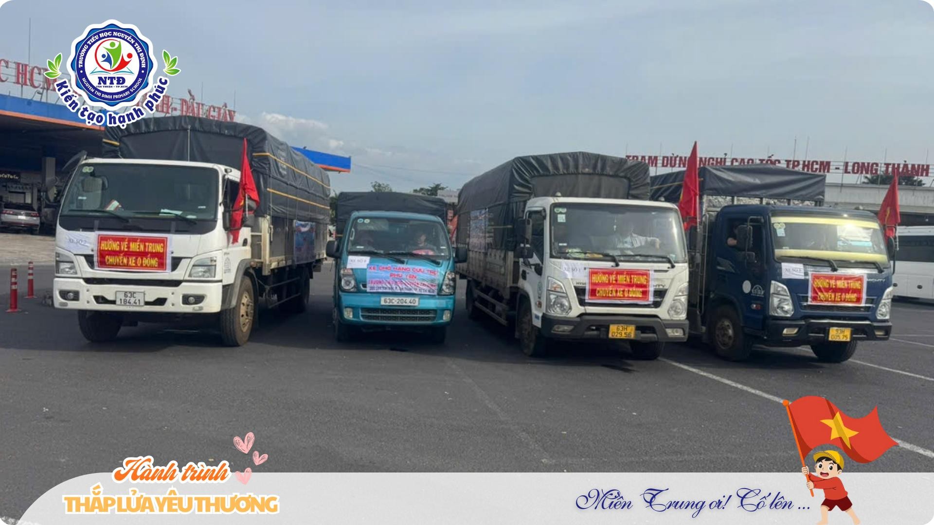 Trường tiểu học ở TP.HCM chở 30 tấn hàng hóa tặng học sinh, bà con Phú Yên - Ảnh 1.