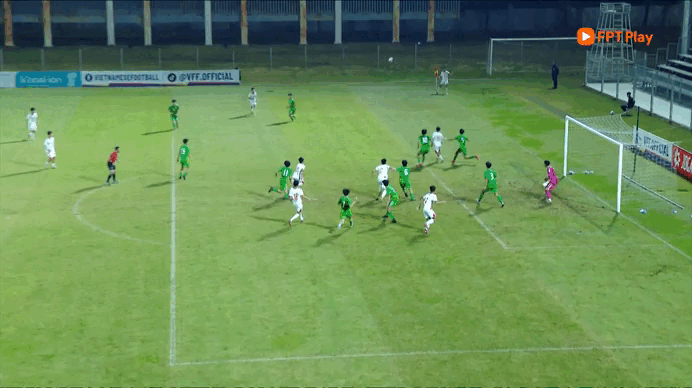 Senaste ranking för U.17 asiatiska kval: Vietnam återtog utmärkt topplaceringen från Malaysia - Foto 2. Bảng xếp hạng vòng loại U.17 châu Á mới nhất: Việt Nam xuất sắc lấy lại ngôi đầu từ Malaysia - Ảnh 1.