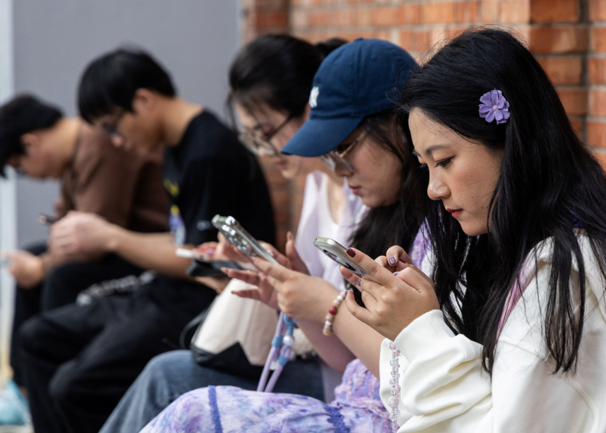 Màn lột xác ngoạn mục của smartphone giá rẻ trong năm 2025 - Ảnh 1.