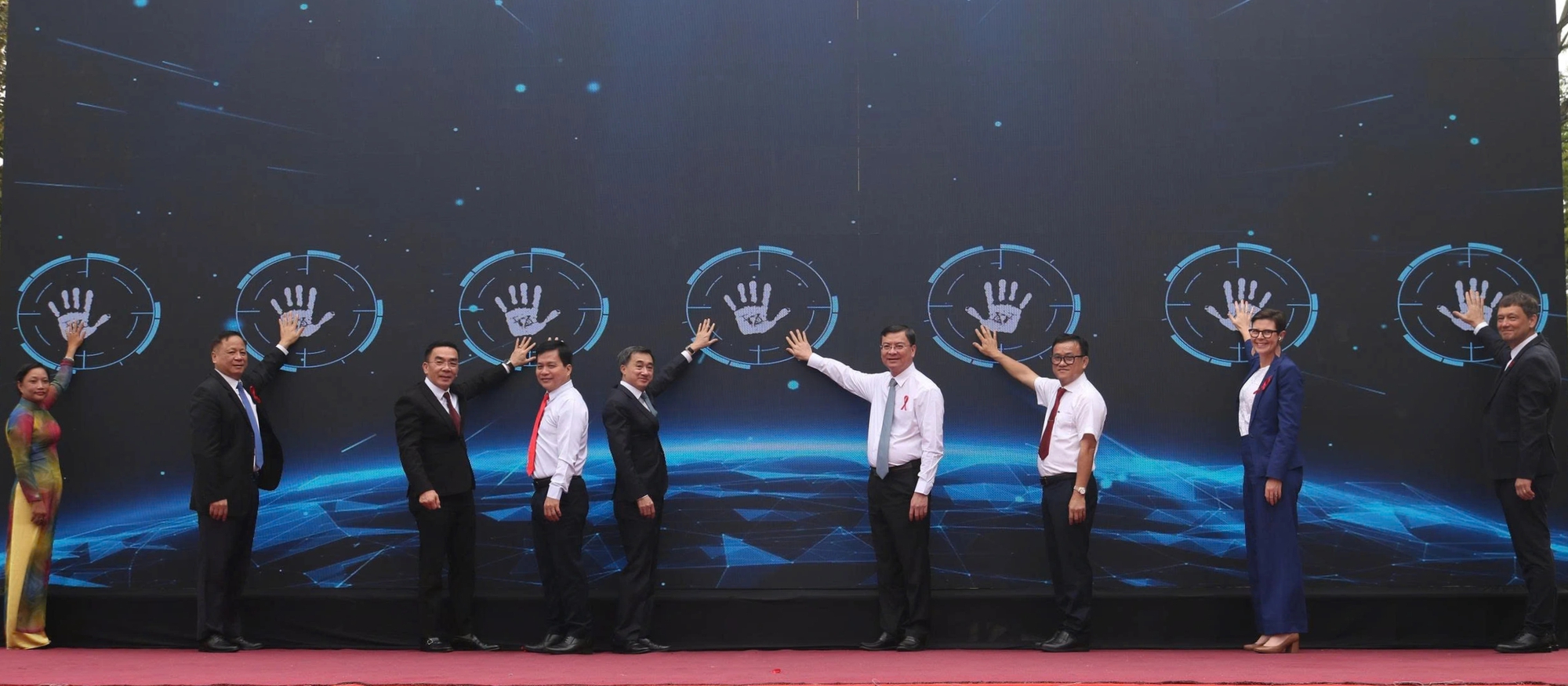 Khoảng trống tài chính có thể khiến ca nhiễm HIV/AIDS ở Việt Nam tăng trở lại- Ảnh 2. Khoảng trống tài chính có thể khiến ca nhiễm HIV/AIDS ở Việt Nam tăng trở lại- Ảnh 2.