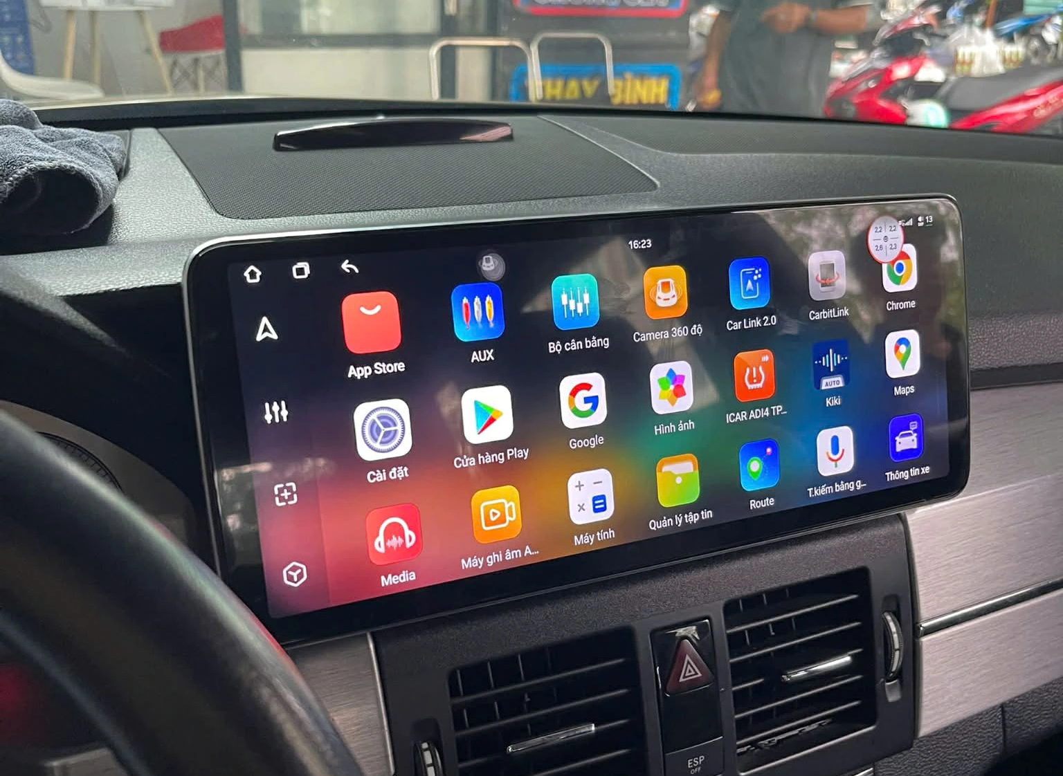 Màn hình Android xe bán tải