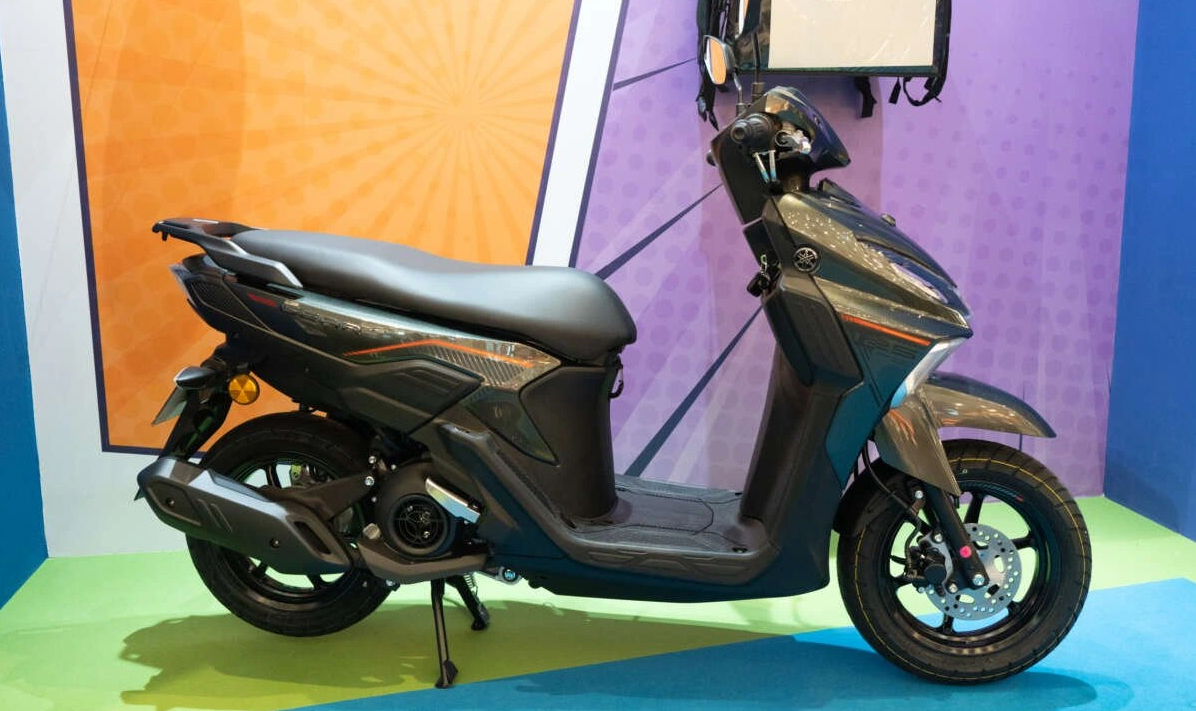 Chậm chân trong cuộc đua xe điện, Yamaha phát triển xe tay ga hybrid mới - Ảnh 2.