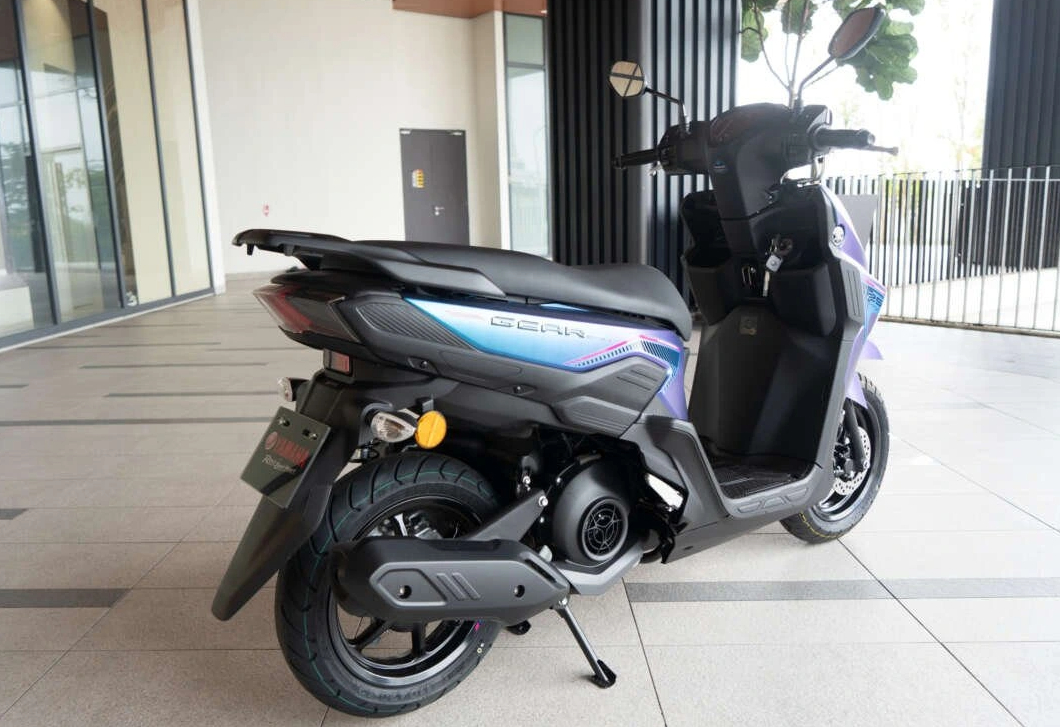 Chậm chân trong cuộc đua xe điện, Yamaha phát triển xe tay ga hybrid mới - Ảnh 3.