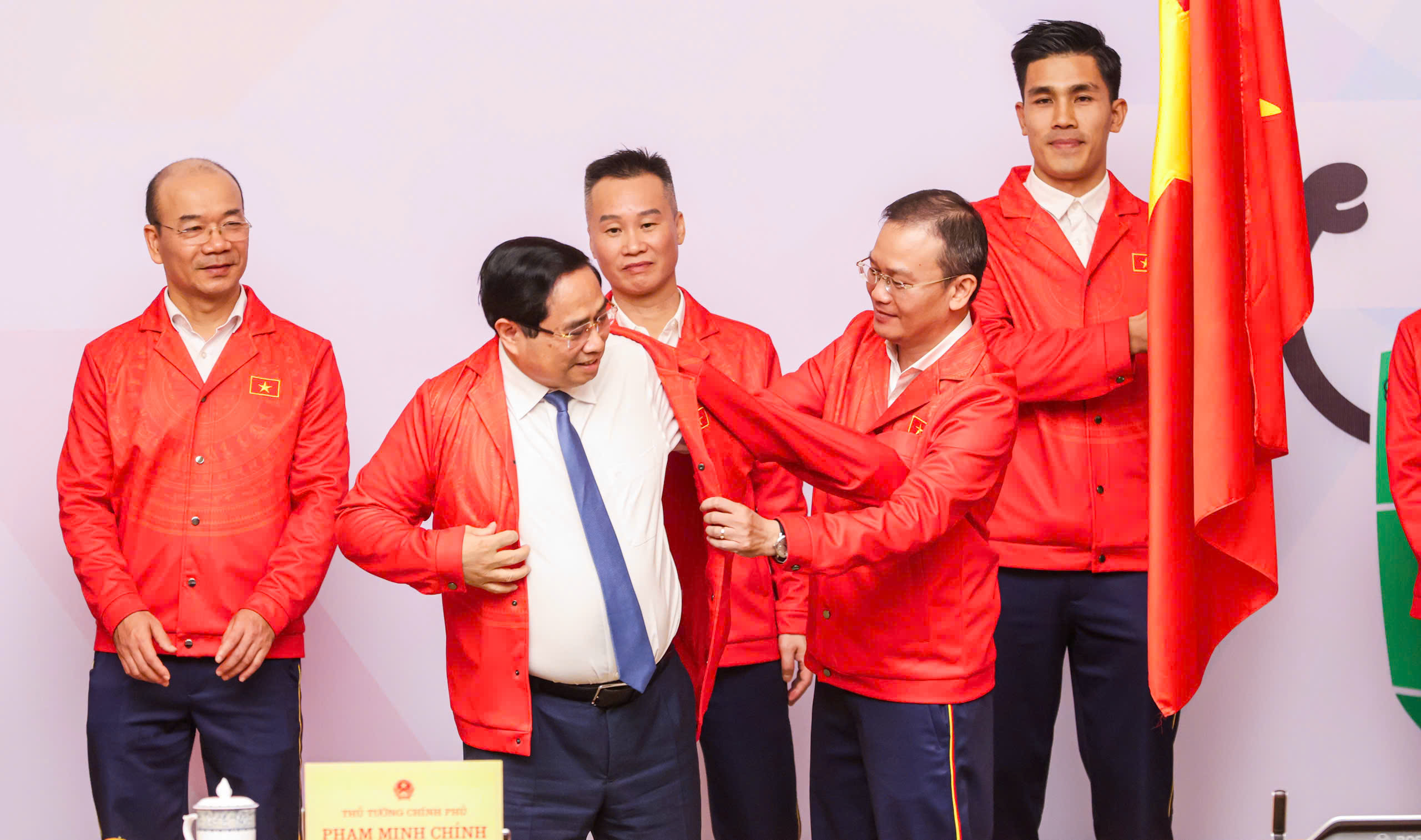 Đoàn thể thao Việt Nam dự SEA Games 33 với áo mới: Quyết giữ nhóm đầu - Ảnh 3.