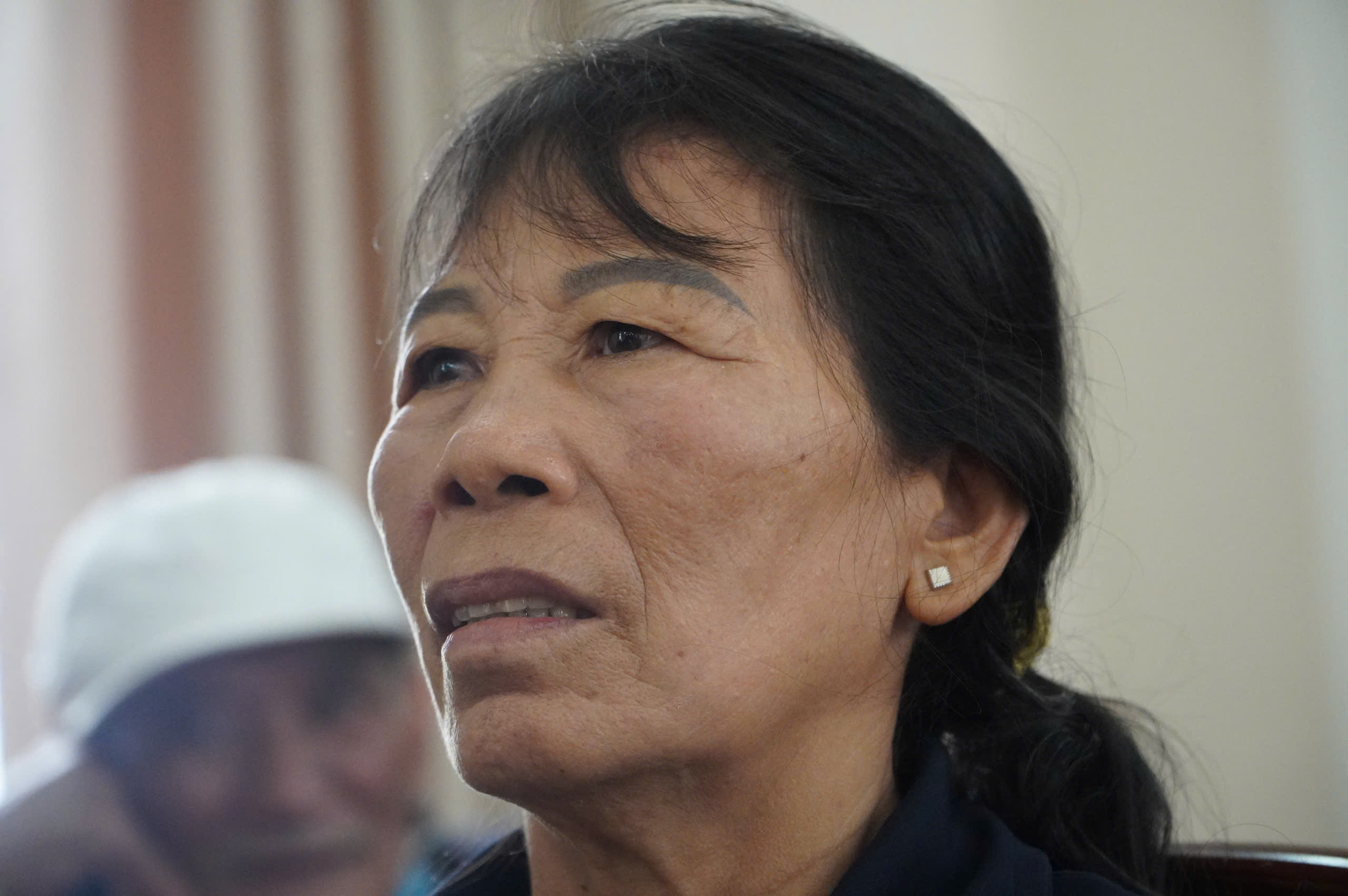 San sẻ khó khăn với người dân vùng lũ - Ảnh 2.