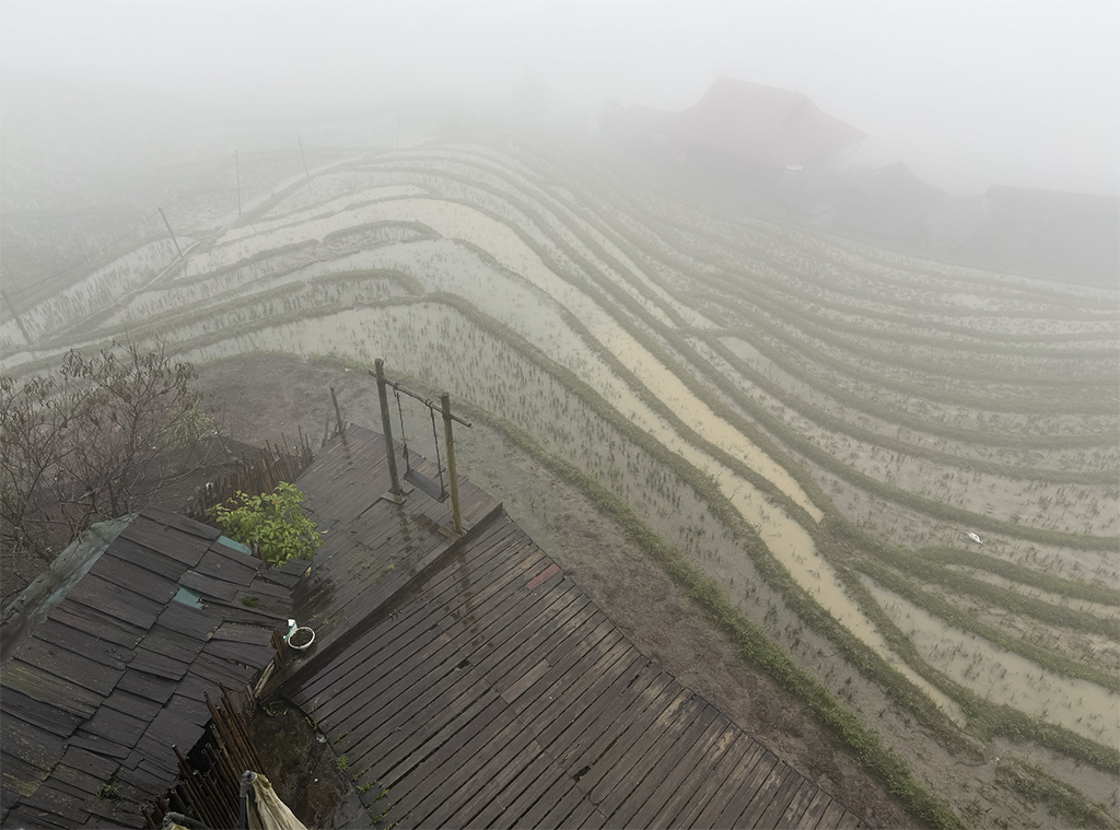 Du lịch chật vật vì mưa bão liên tục- Ảnh 6. Du lịch chật vật vì mưa bão liên tục- Ảnh 6.