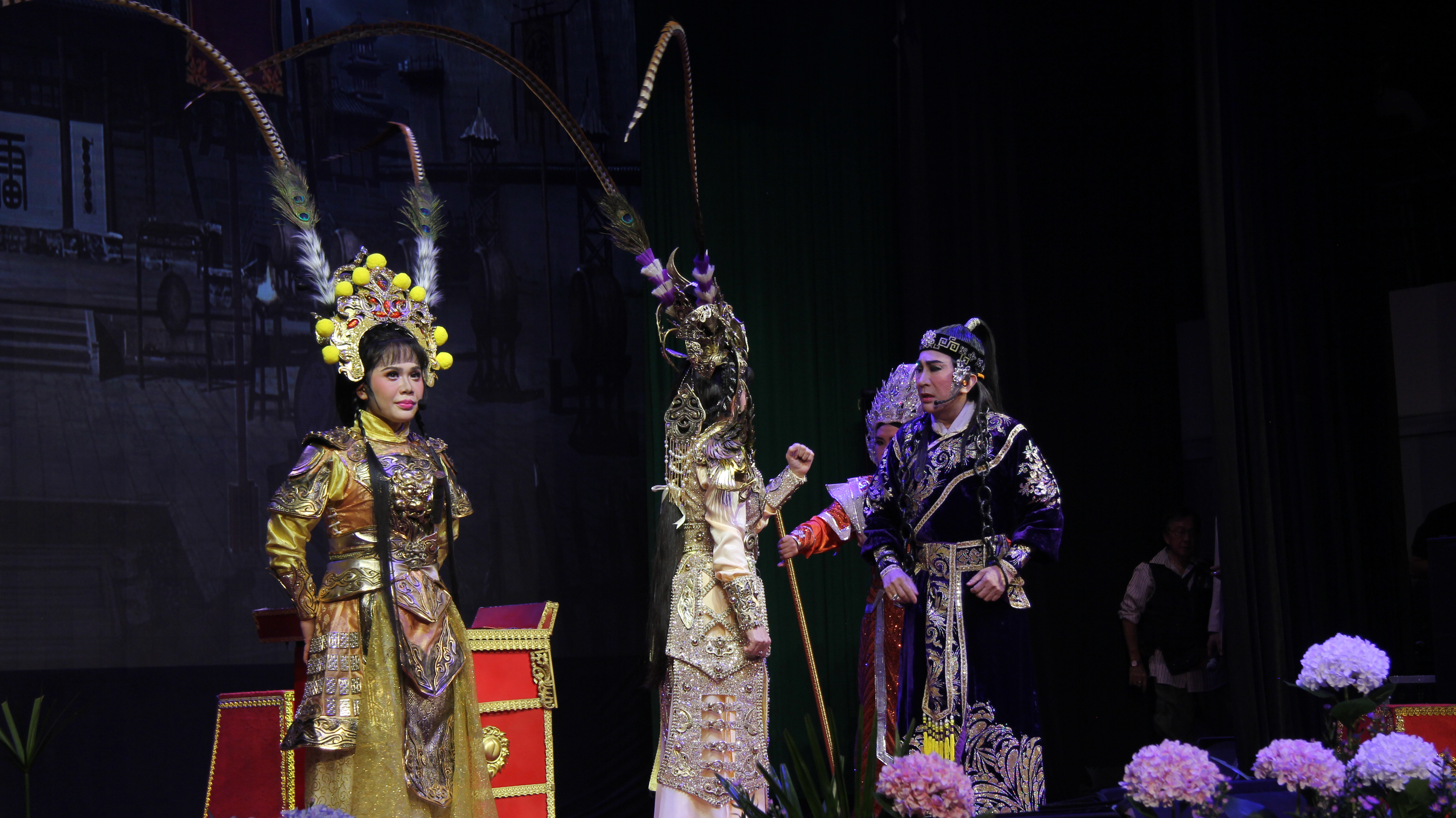 NSƯT Kim Tử Long: Tôi 60 tuổi rồi nhưng vẫn phải học để rút kinh nghiệm