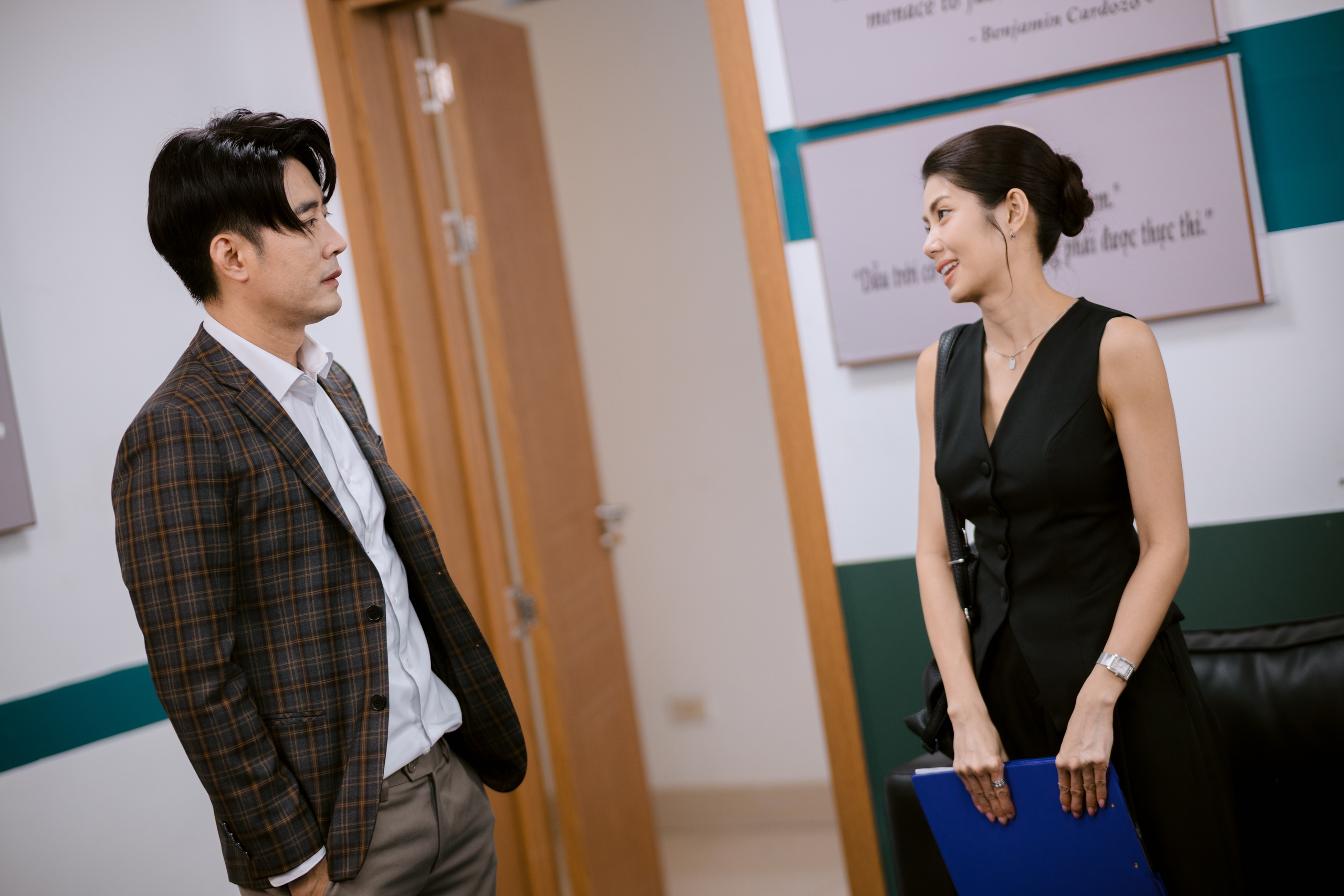 Thanh Hằng - Thanh Ngọc - Ngân Quỳnh hội tụ trong 'Những đứa con khác họ'- Ảnh 2.