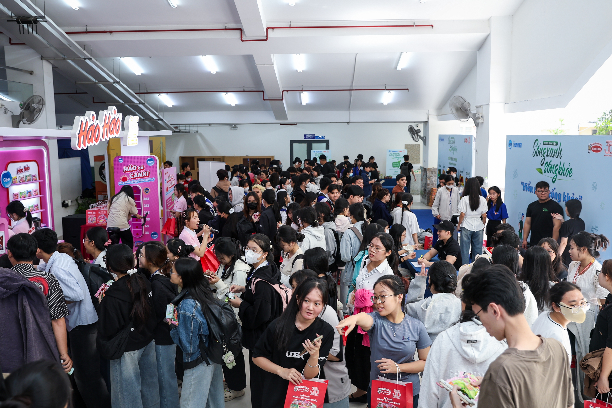 Thường xuyên chạy deadline, ở trọ xa nhà, sinh viên sống xanh sống khỏe bằng cách nào? - Ảnh 1.