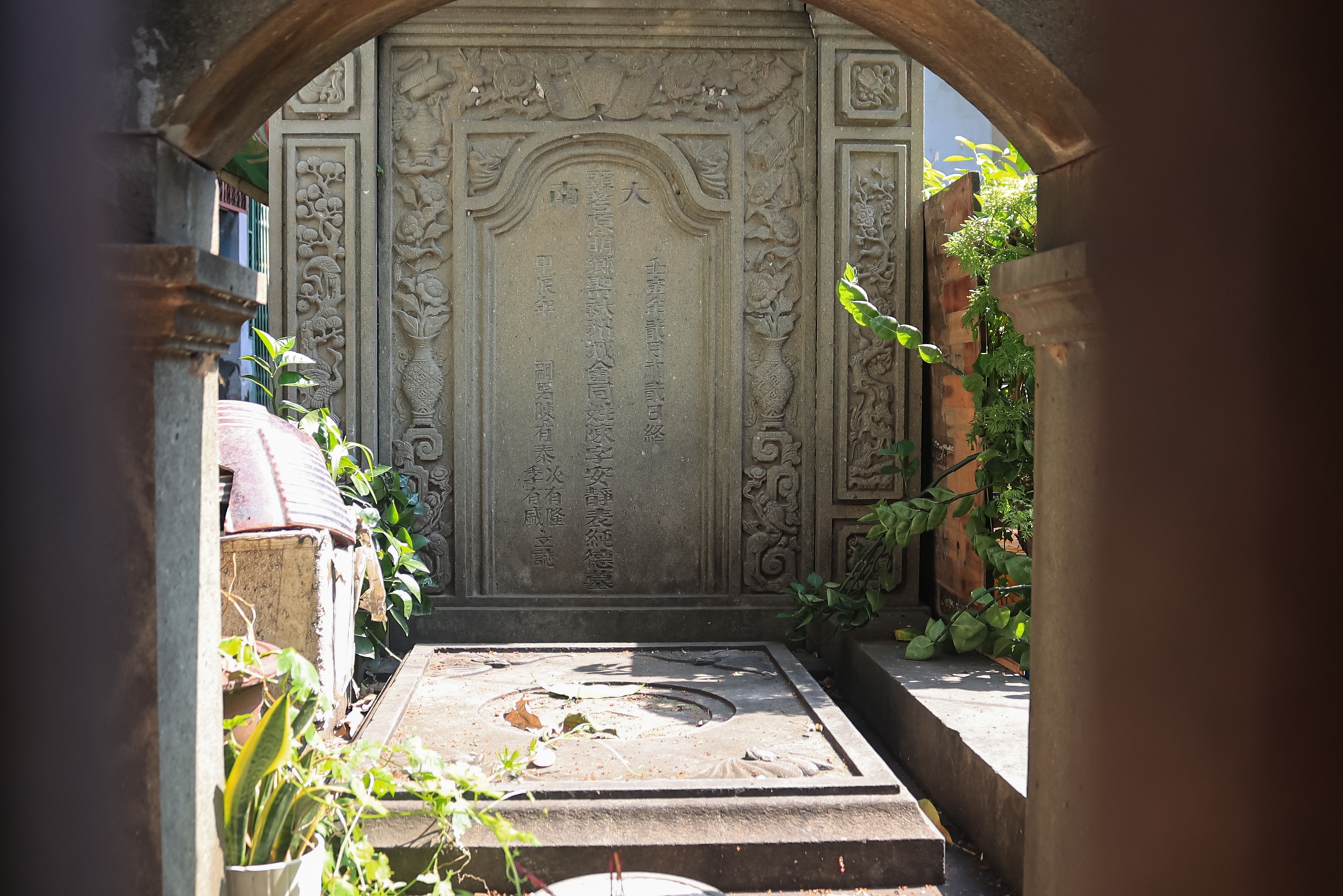 Mộ cổ 123 năm ở TP.HCM: Dấu tích đại gia giàu thứ 4 Sài Gòn xưa- Ảnh 2.