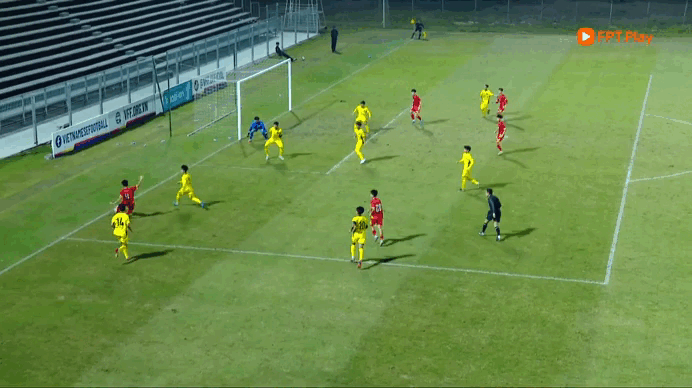 FAM kritizován za bolestnou prohru Malajsie do 17 let s Vietnamem, skandál s nelegální naturalizací se zhoršuje - Foto 2. FAM bị chỉ trích vì U.17 Malaysia thua đau Việt Nam, bê bối nhập tịch lậu càng tồi tệ- Ảnh 2.