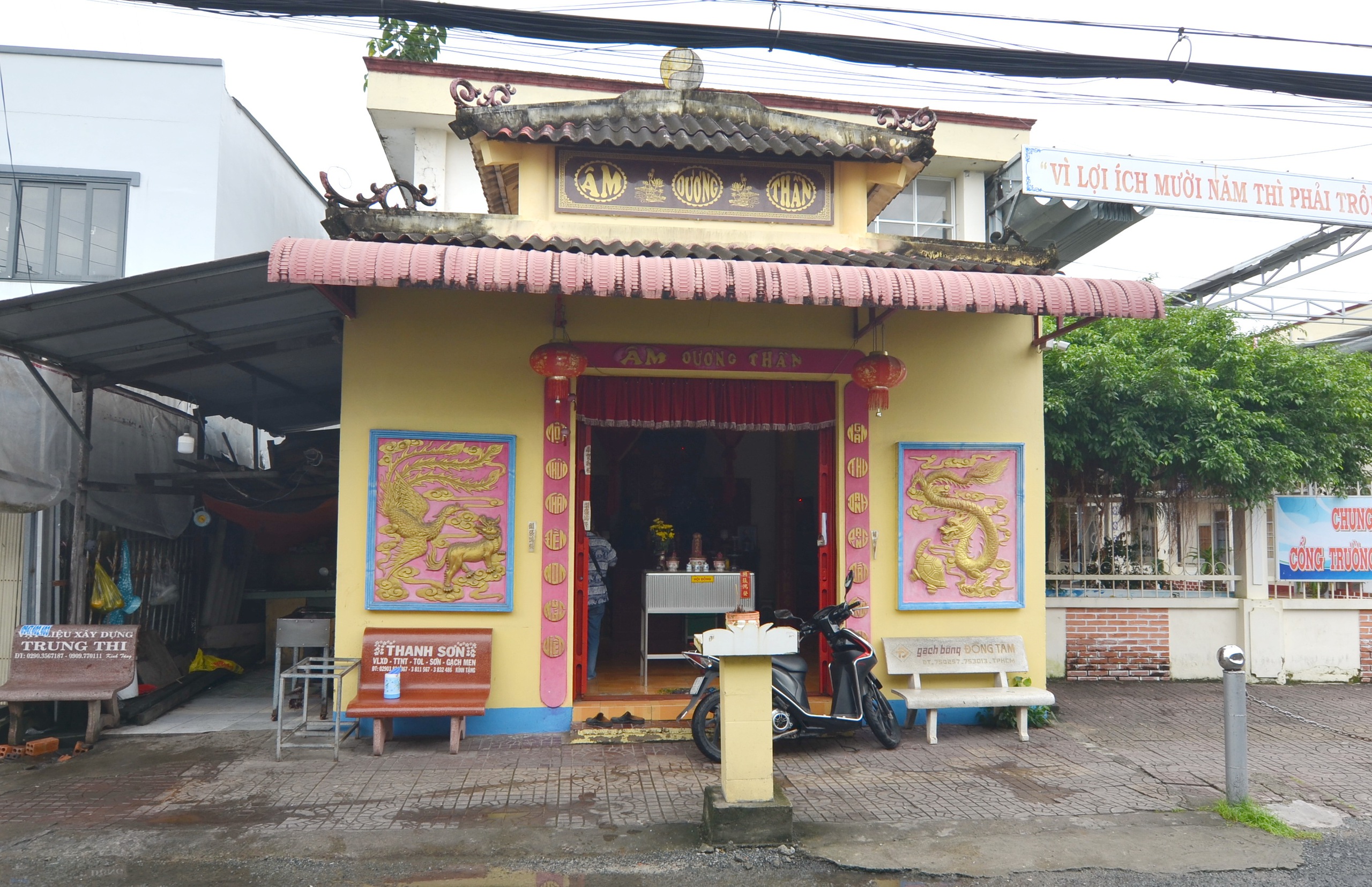 Chuyện xưa tích cũ xứ Cà Mau: Chuyện xưa ở Âm Dương thần miếu- Ảnh 1. Chuyện xưa tích cũ xứ Cà Mau: Chuyện xưa ở Âm Dương thần miếu- Ảnh 1.