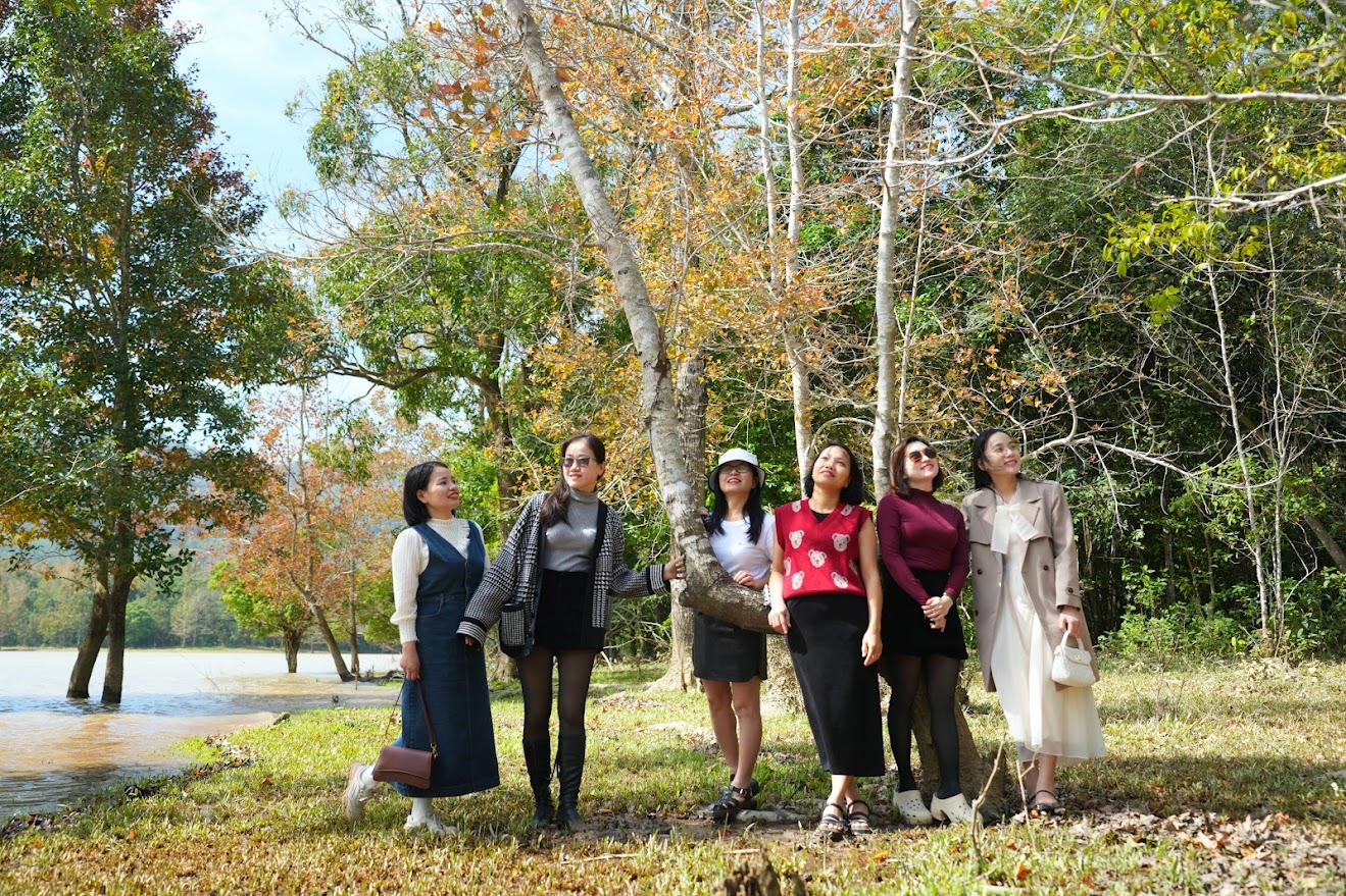 Quyến rũ mùa phong hương thay lá ở miền tây Quảng Trị- Ảnh 3.