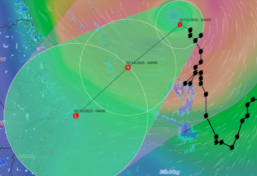 Bão số 15 (bão Koto) 'gần như đứng im', tiếp tục suy yếu, hướng vào miền Trung- Ảnh 1. Bão số 15 (bão Koto) 'gần như đứng im', tiếp tục suy yếu, hướng vào miền Trung- Ảnh 1.