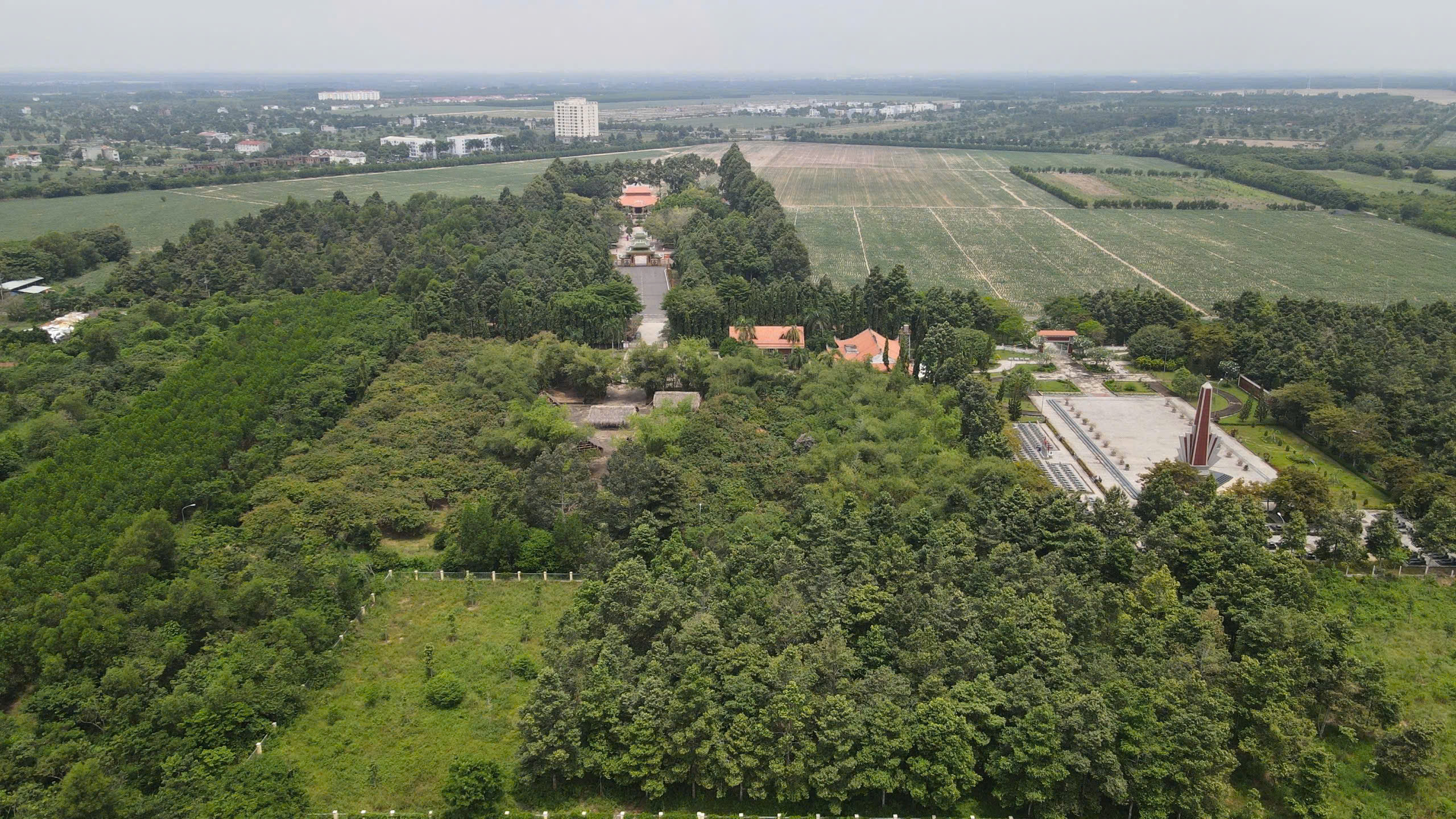 Đồng Nai bán 102 ha đất vàng gần địa đạo Nhơn Trạch, khởi điểm 5.000 tỉ- Ảnh 1. Đồng Nai bán 102 ha đất vàng gần địa đạo Nhơn Trạch, khởi điểm 5.000 tỉ- Ảnh 1.