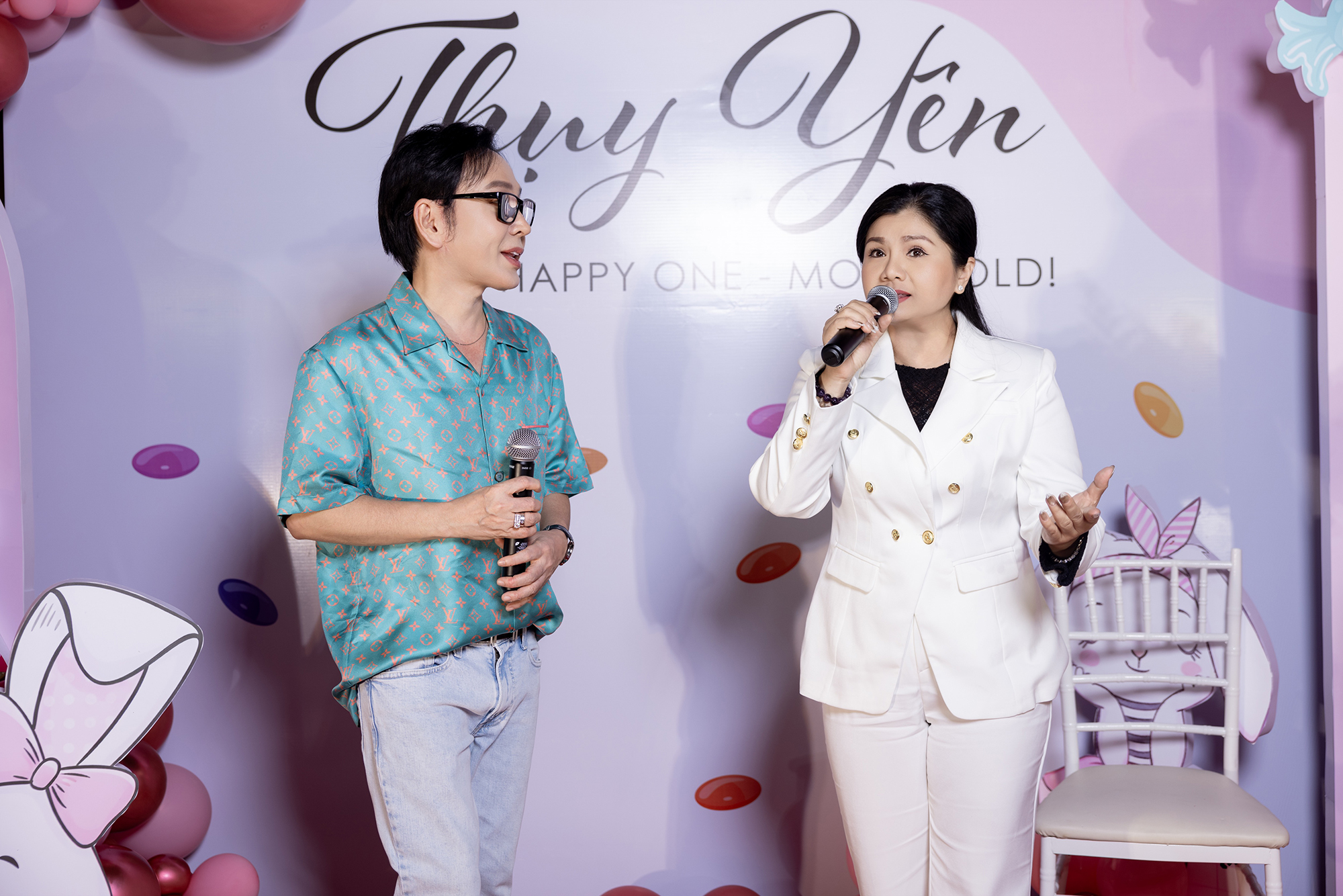 NSƯT Phượng Hằng trổ tài hát vọng cổ dài hơi mừng đầy tháng con Vũ Luân - Ảnh 5.