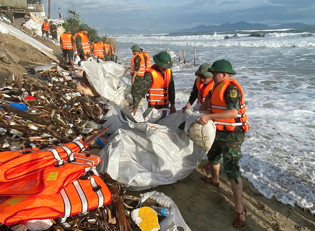 - Ảnh 1. - Ảnh 1.