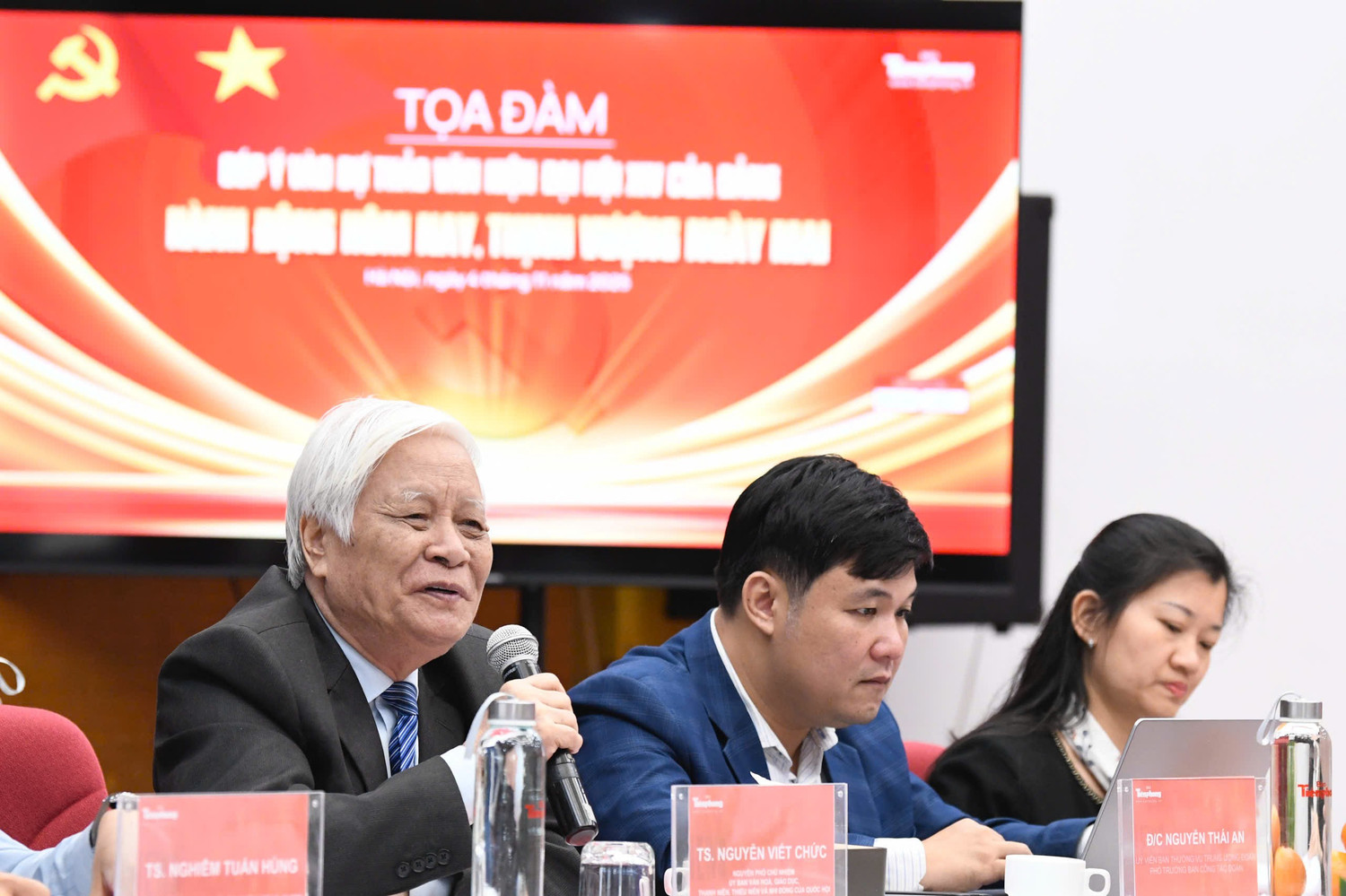 Chuyển đổi số và vai trò của tuổi trẻ trong tương lai phát triển đất nước - Ảnh 2. Chuyển đổi số và vai trò của tuổi trẻ trong tương lai phát triển đất nước - Ảnh 2.