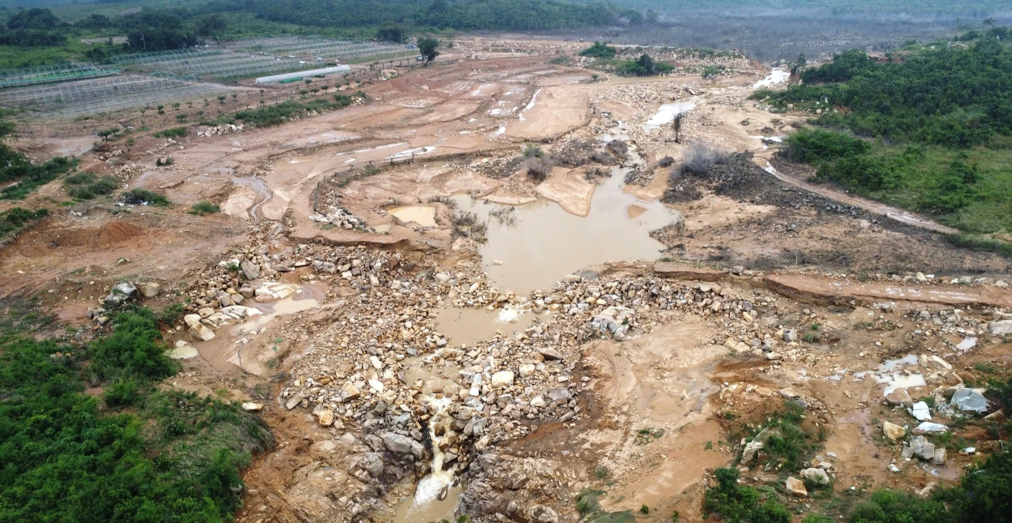 Nơi làm dự án Trang Trại Việt có được phép xây dựng hồ chứa nước không? - Ảnh 2.