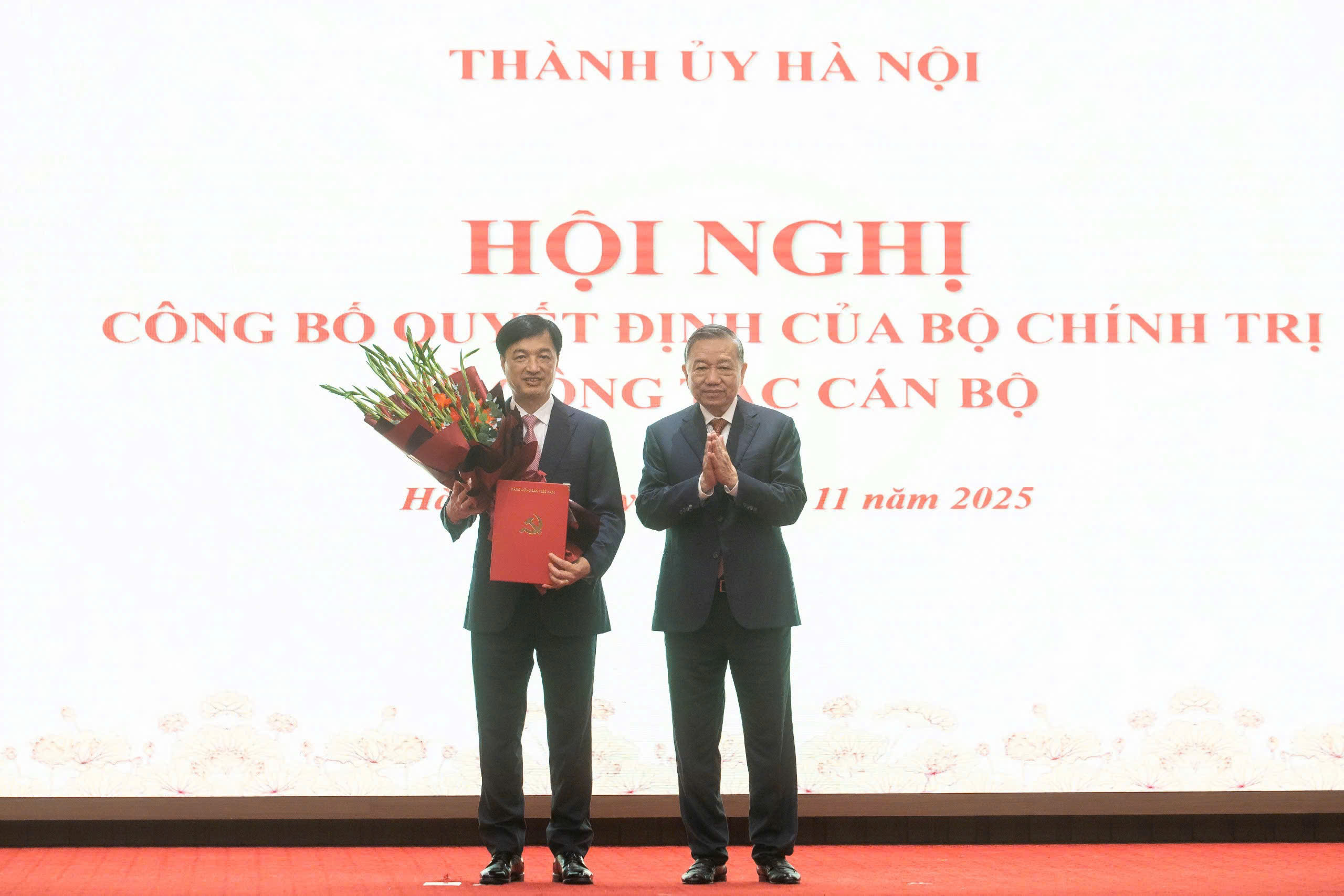 Tân Bí thư Hà Nội: 'Tôi trở về với tâm nguyện được hiến dâng cho thủ đô'- Ảnh 2.