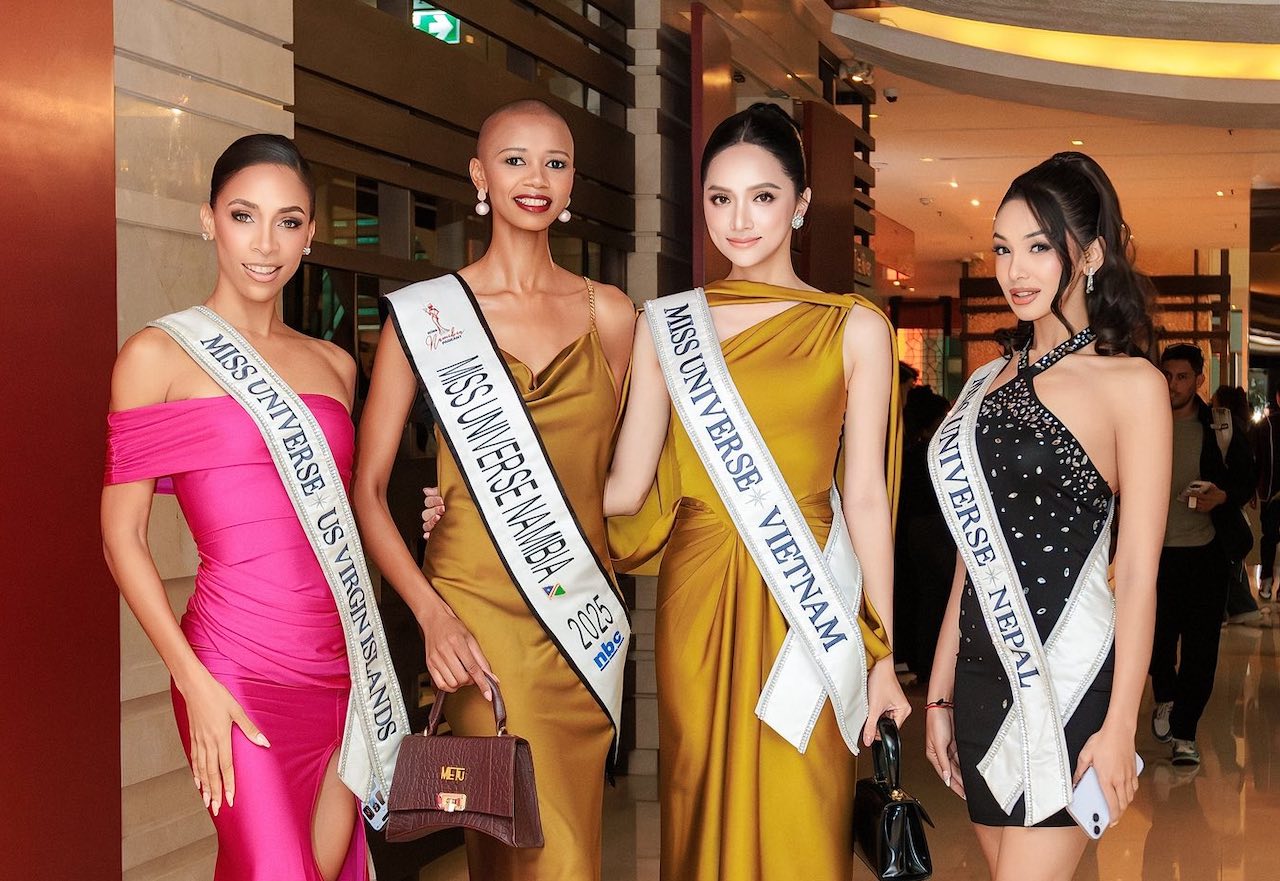 Hoa hậu Hoàn vũ bị cảnh sát 'đột kích' vì nghi vấn quảng cáo cờ bạc - Ảnh 4.