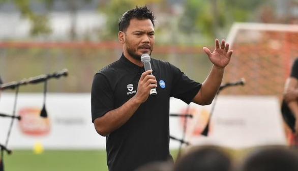 Cựu danh thủ Malaysia kêu gọi FAM hãy yêu bóng đá chân thành, chấp nhận sai lầm: Đừng kiện FIFA nữa!- Ảnh 1.