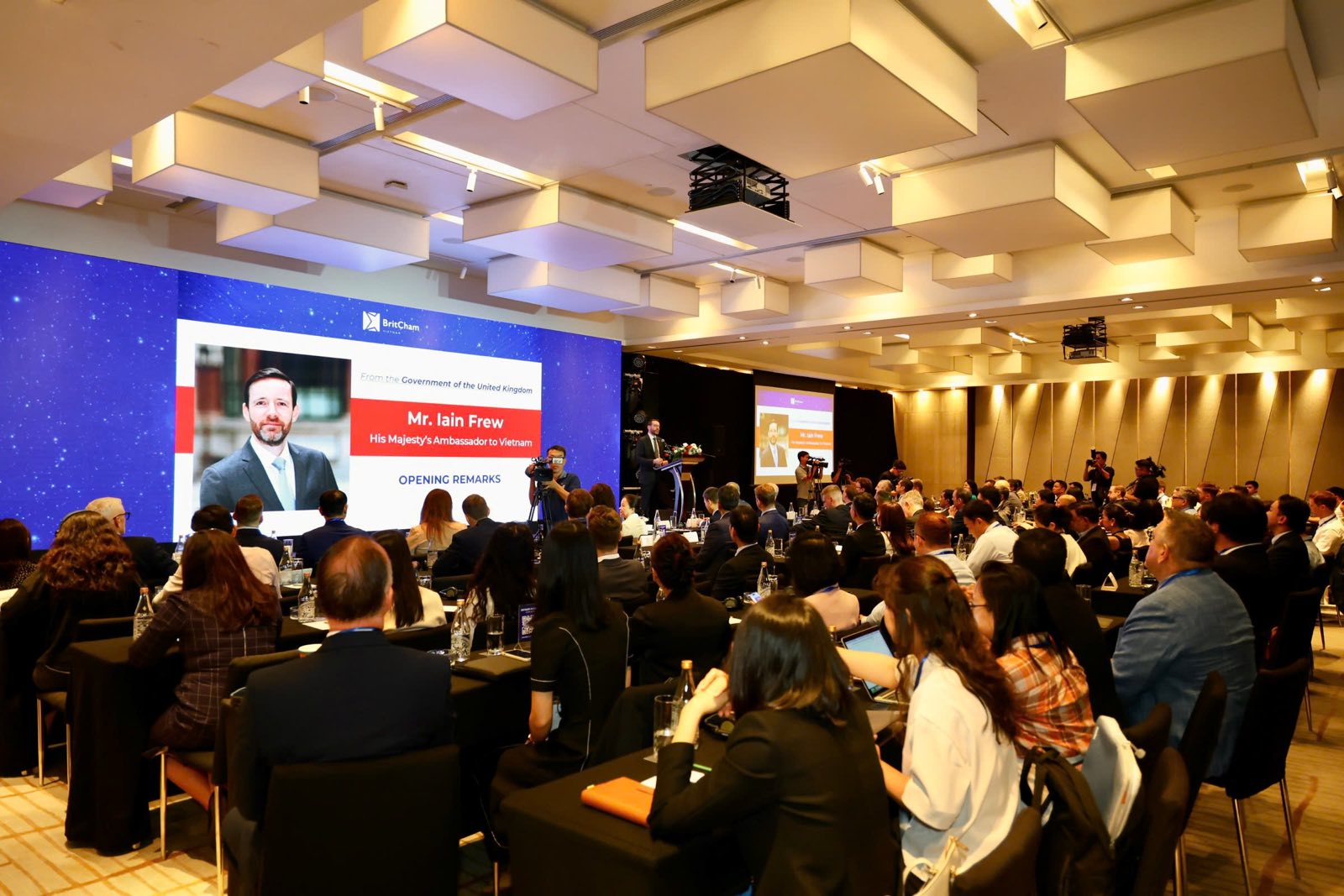 Khai thác cơ hội tại Hội nghị doanh nghiệp Anh Quốc - Việt Nam 2025 - Ảnh 1. Khai thác cơ hội tại Hội nghị doanh nghiệp Anh Quốc - Việt Nam 2025 - Ảnh 1.