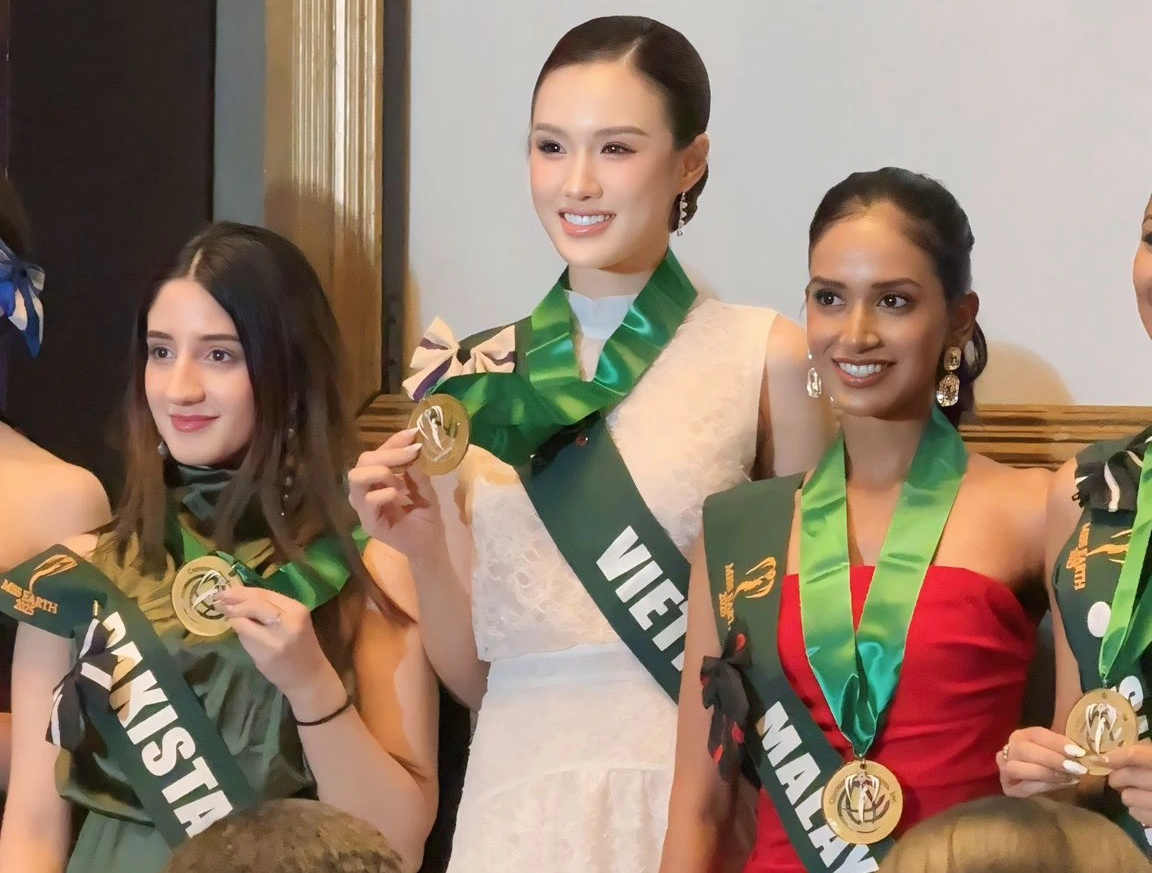 Nhan sắc mỹ nhân Việt vừa giành ngôi á hậu tại Hoa hậu Trái đất 2025 - Ảnh 15.
