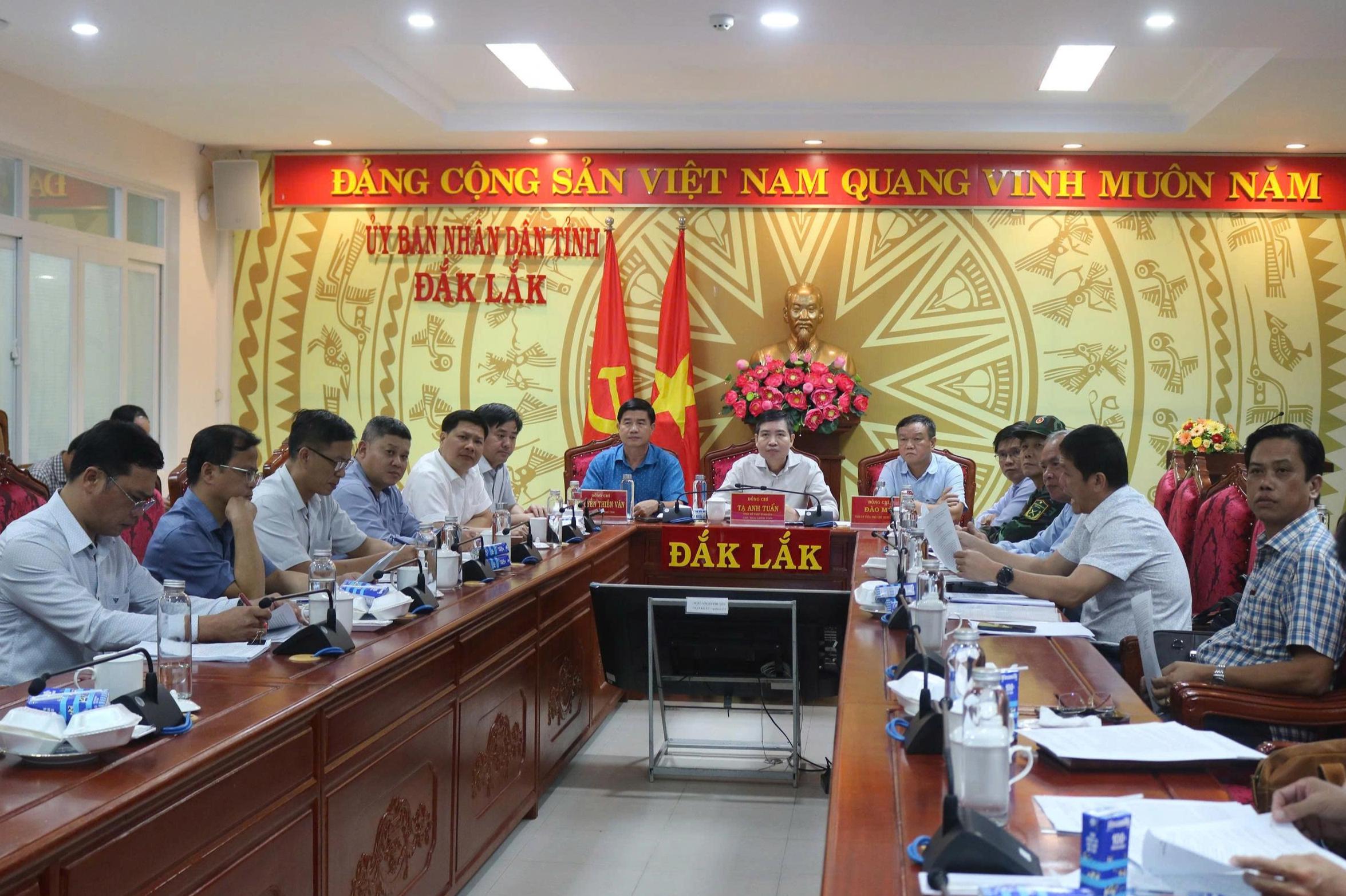 - Ảnh 1. - Ảnh 1.