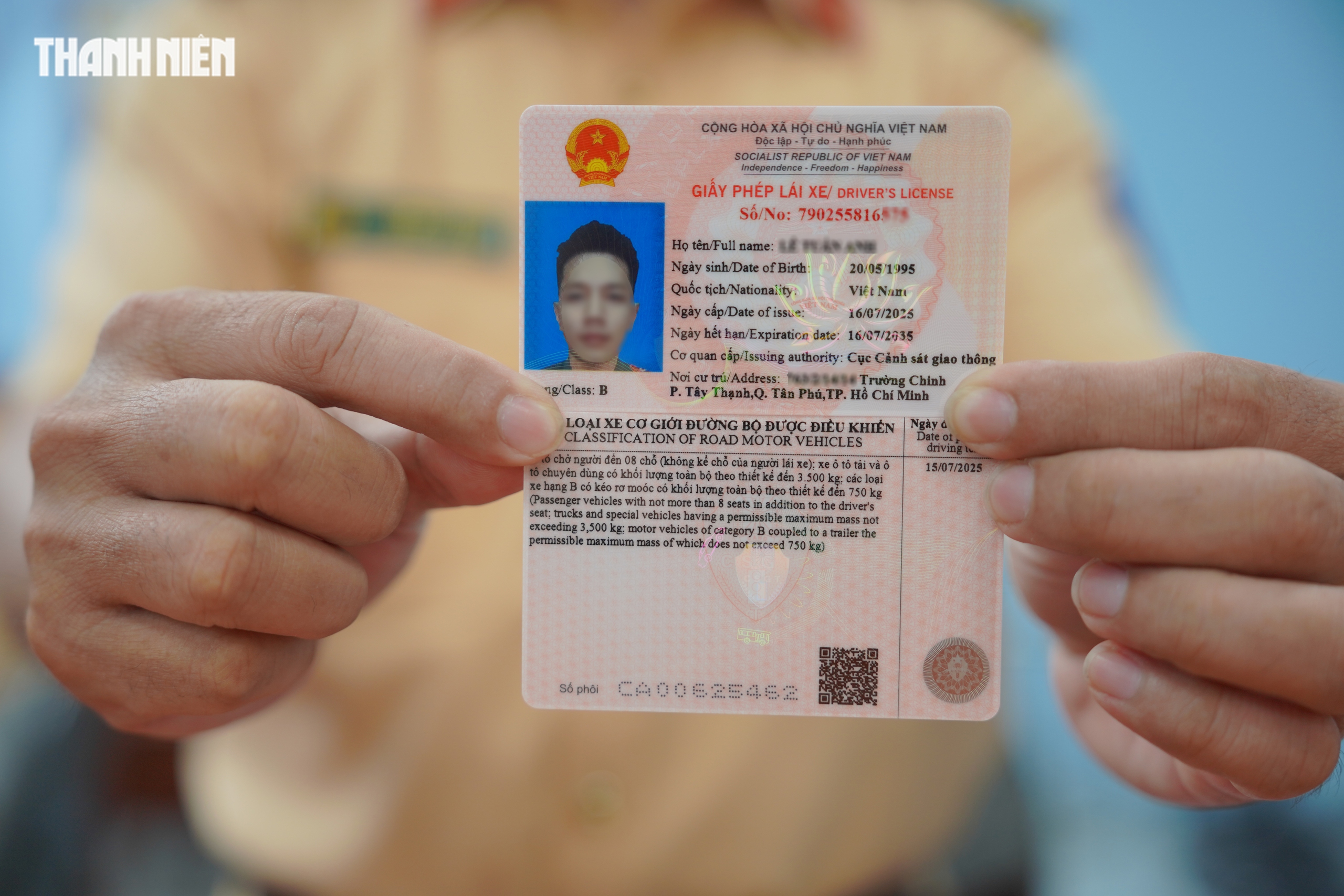 Hướng dẫn đổi bằng lái xe giấy sang thẻ PET màu hồng tại TP . HCM 2025 - Ảnh 1. Hướng dẫn đổi bằng lái xe giấy sang thẻ PET màu hồng tại TP . HCM 2025 - Ảnh 1.