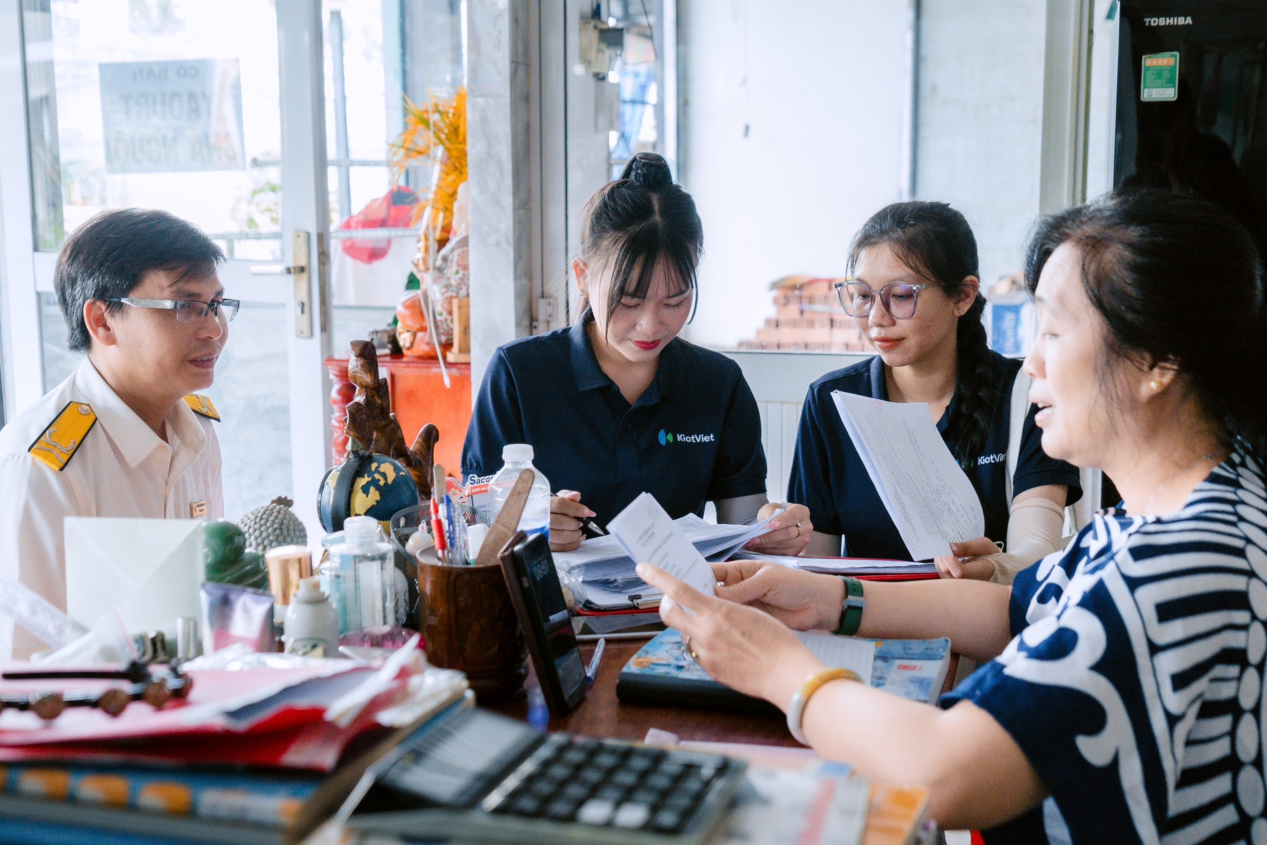 Nỗ lực đồng hành cùng hộ kinh doanh 'chạy đua'- Ảnh 1. Nỗ lực đồng hành cùng hộ kinh doanh 'chạy đua'- Ảnh 1.