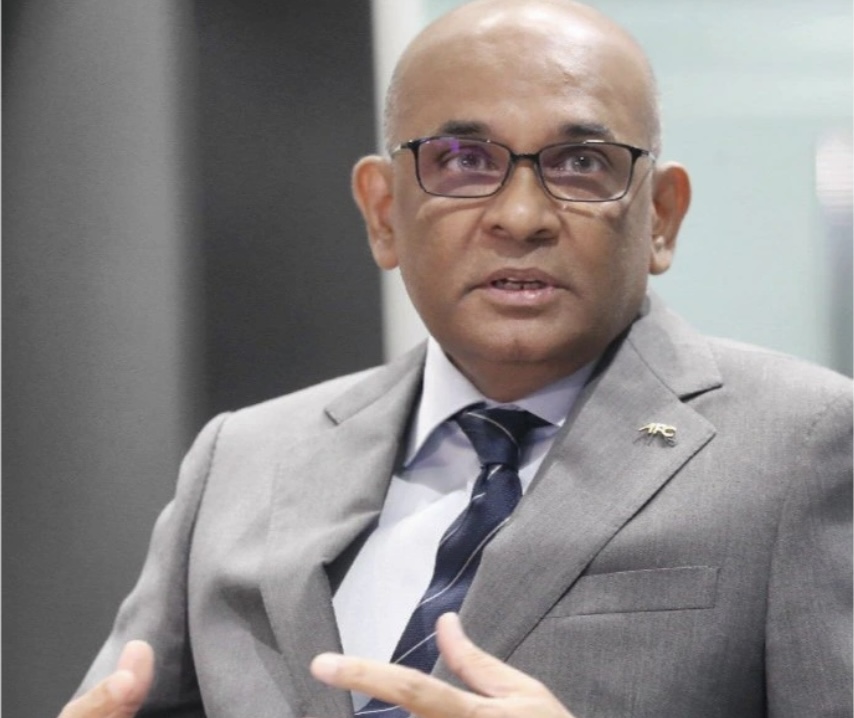 Sếp lớn AFC: FAM đối mặt th&ecirc;m 2 vụ kiện, FIFA sẽ bổ sung &aacute;n phạt rất nặng cho Malaysia- Ảnh 1.