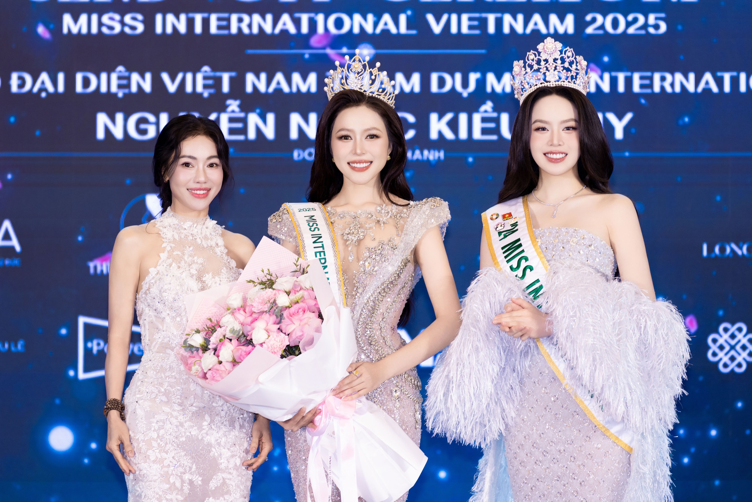 Kiều Duy tự tin trước áp lực so sánh với thanh thủy tại Miss International 2025 - Ảnh 3. Kiều Duy tự tin trước áp lực so sánh với thanh thủy tại Miss International 2025 - Ảnh 3.