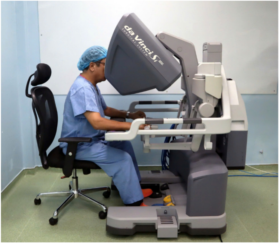 Phẫu thuật bằng robot: 'Cánh tay' chủ lực trong điều trị ung thư tuyến tiền liệt - Ảnh 2.