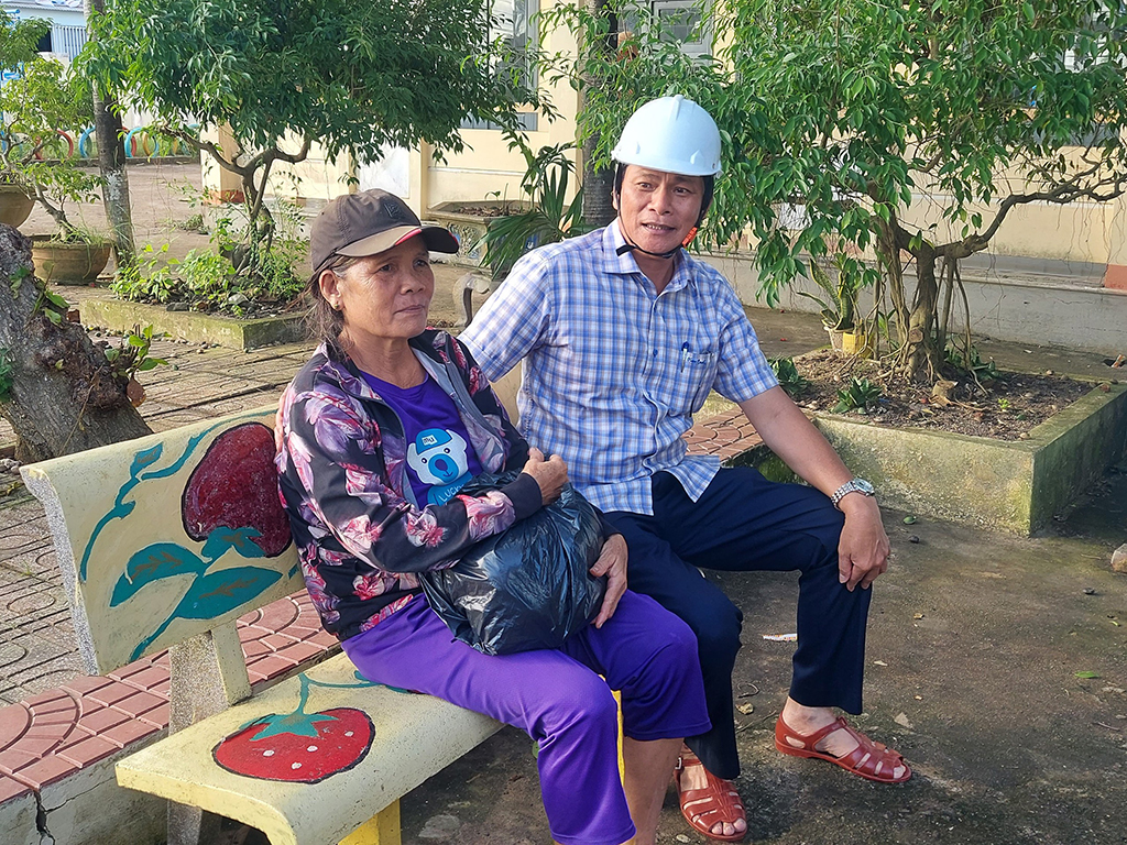 - Φωτογραφία 10. - Ảnh 10.