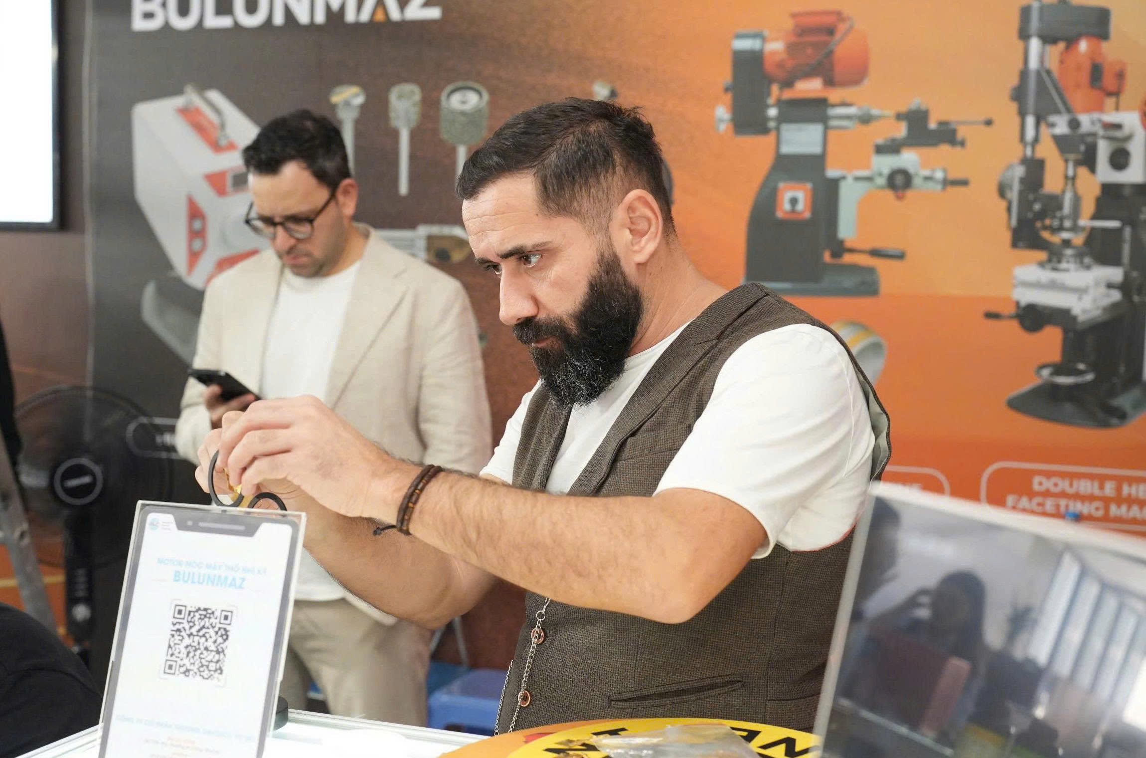 Hội chợ quốc tế trang sức Việt Nam thu hút 35 thương hiệu trong và ngoài nước- Ảnh 2.