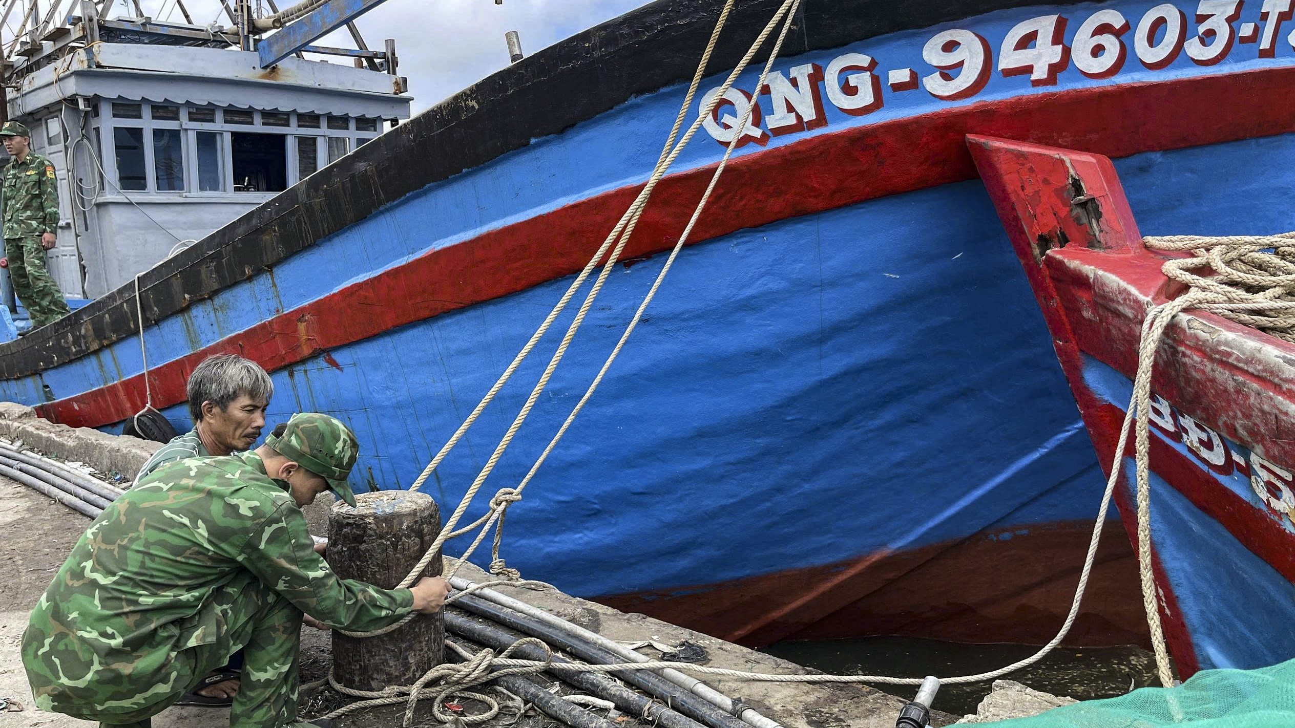 - Ảnh 5. - Ảnh 5.