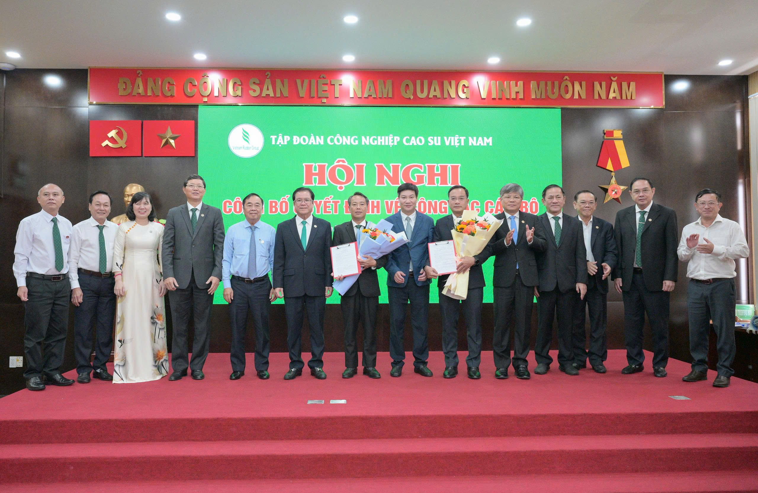 VRG đặt mục tiêu doanh thu 32.007 tỉ đồng,kiện toàn bộ máy hướng tới phát triểnbềnvững - Ảnh 2.