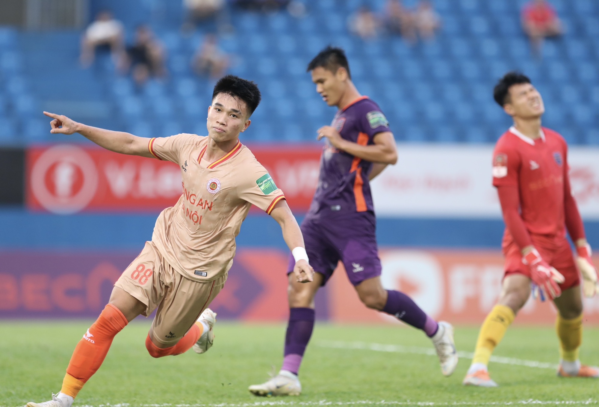 Nóng: Xuân Son và Đình Triệu tái xuất đội tuyển Việt Nam, thầy Kim gọi gương mặt cực ‘lạ’- Ảnh 5. Nóng: Xuân Son và Đình Triệu tái xuất đội tuyển Việt Nam, thầy Kim gọi gương mặt cực ‘lạ’- Ảnh 5.