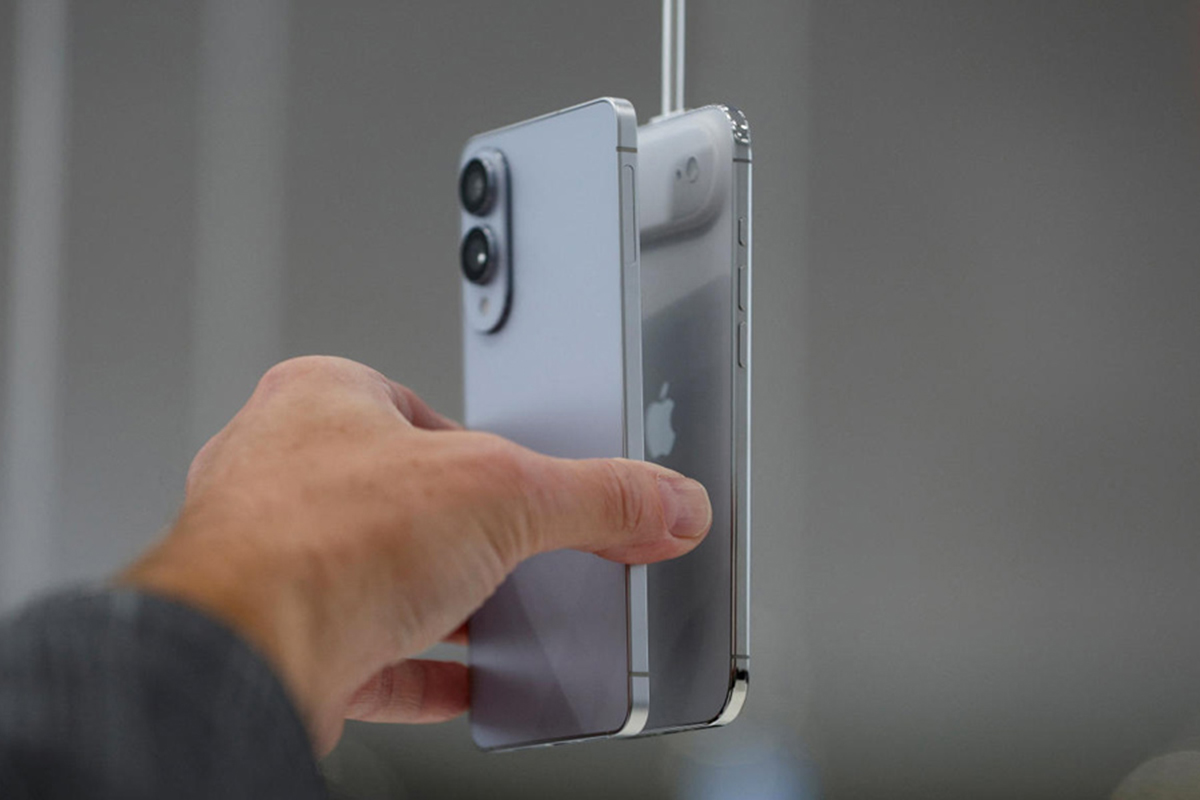 iPhone Air cho thấy mọi thứ của Apple không đáng để 'học theo' - Ảnh 2.