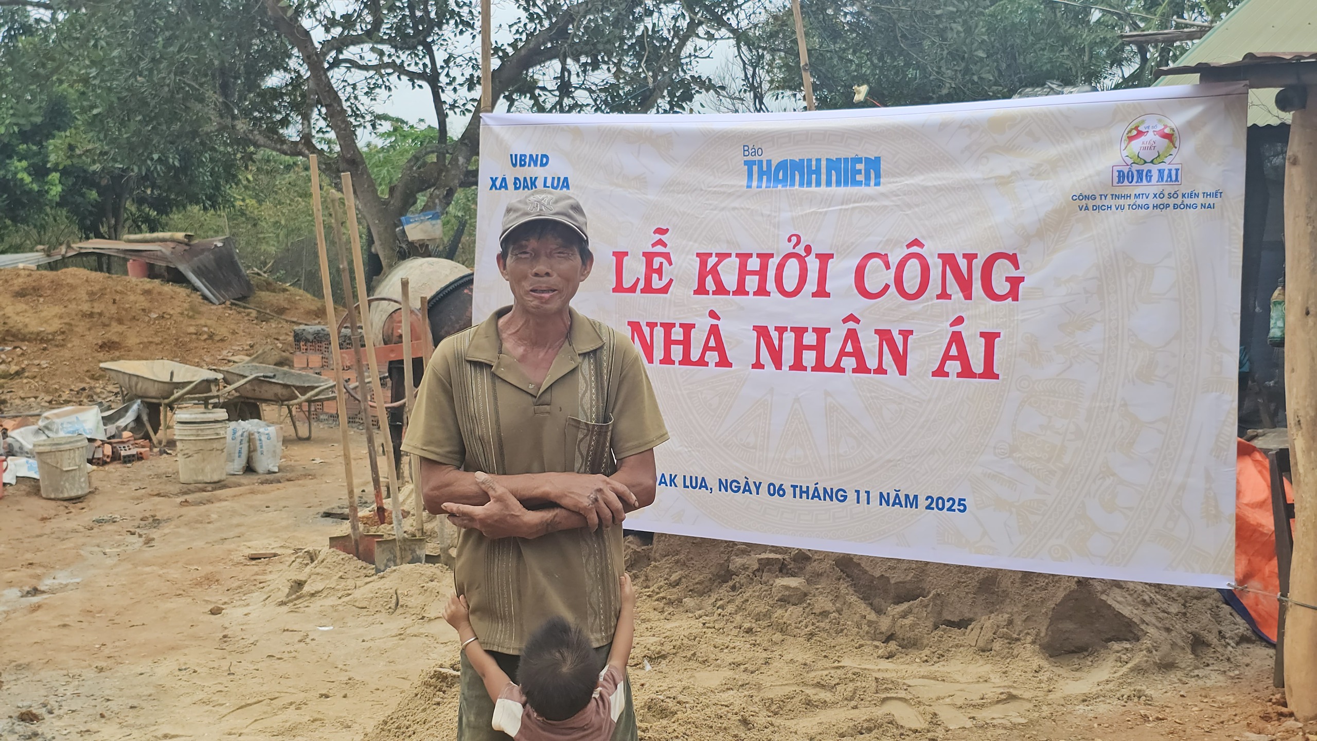 Báo Thanh Niên tiếp tục xây nhà nhân ái ở Đồng Nai- Ảnh 8. Báo Thanh Niên tiếp tục xây nhà nhân ái ở Đồng Nai- Ảnh 8.