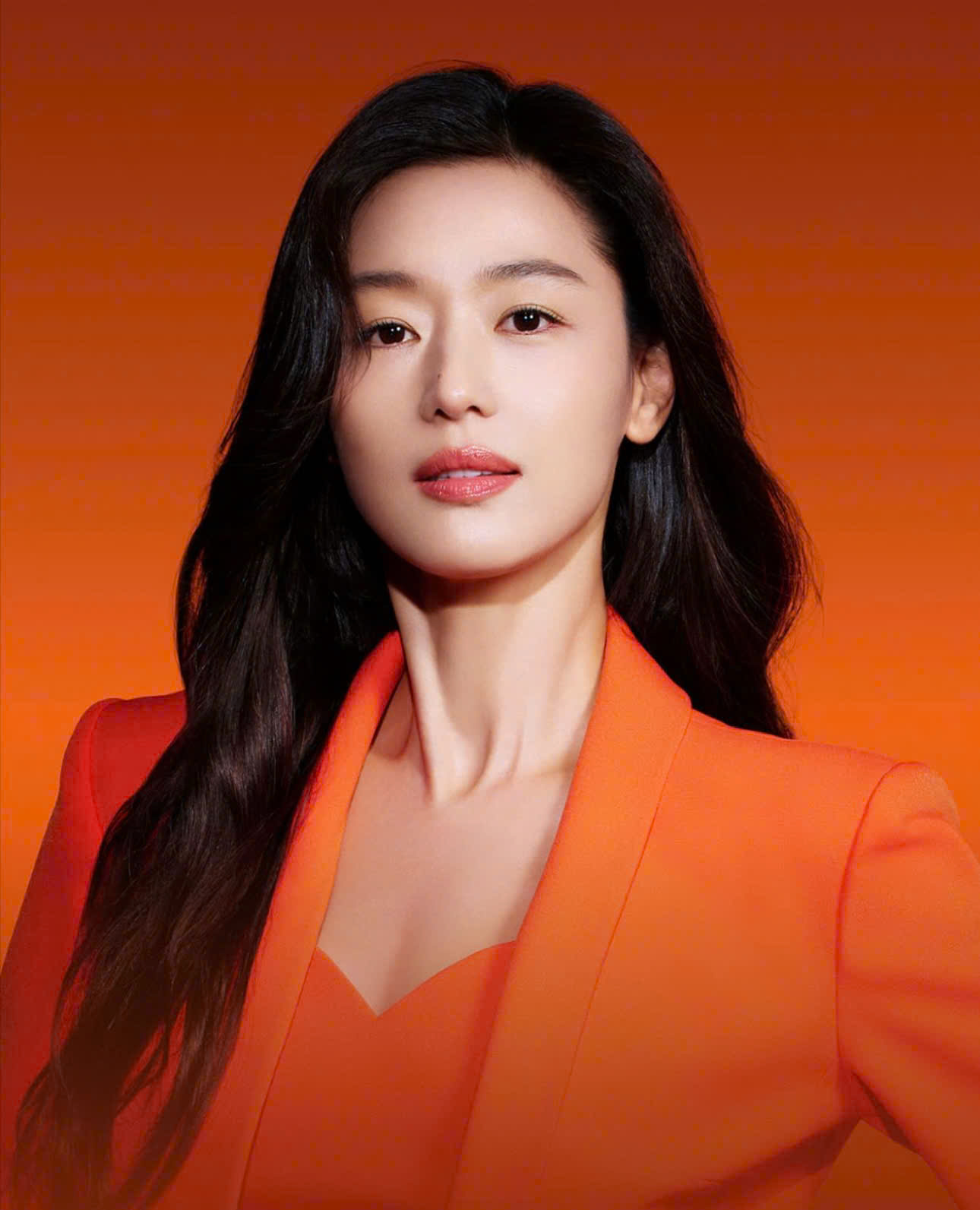 Bước ngoặt gây tranh cãi của Jun Ji Hyun ở tuổi 44 - Ảnh 3.