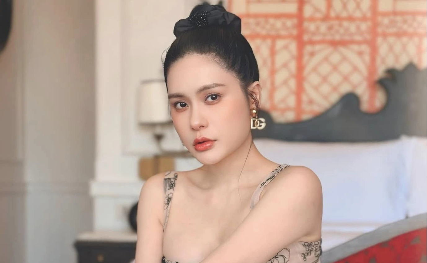 Động thái của Đoàn Di Băng sau khi chồng doanh nhân bị bắt - Ảnh 1.