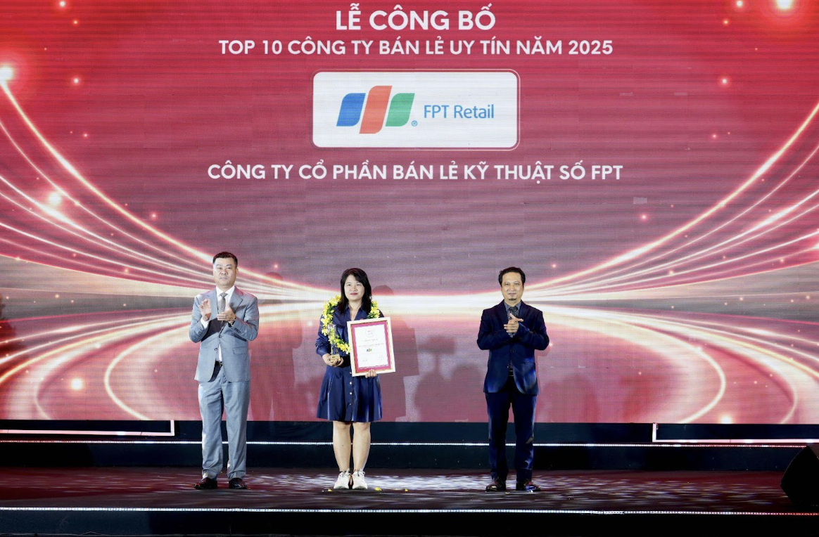 FPT Retail nhận giải thưởng 'Top 10 công ty bán lẻ uy tín' năm thứ 9 liên tiếp - Ảnh 1.