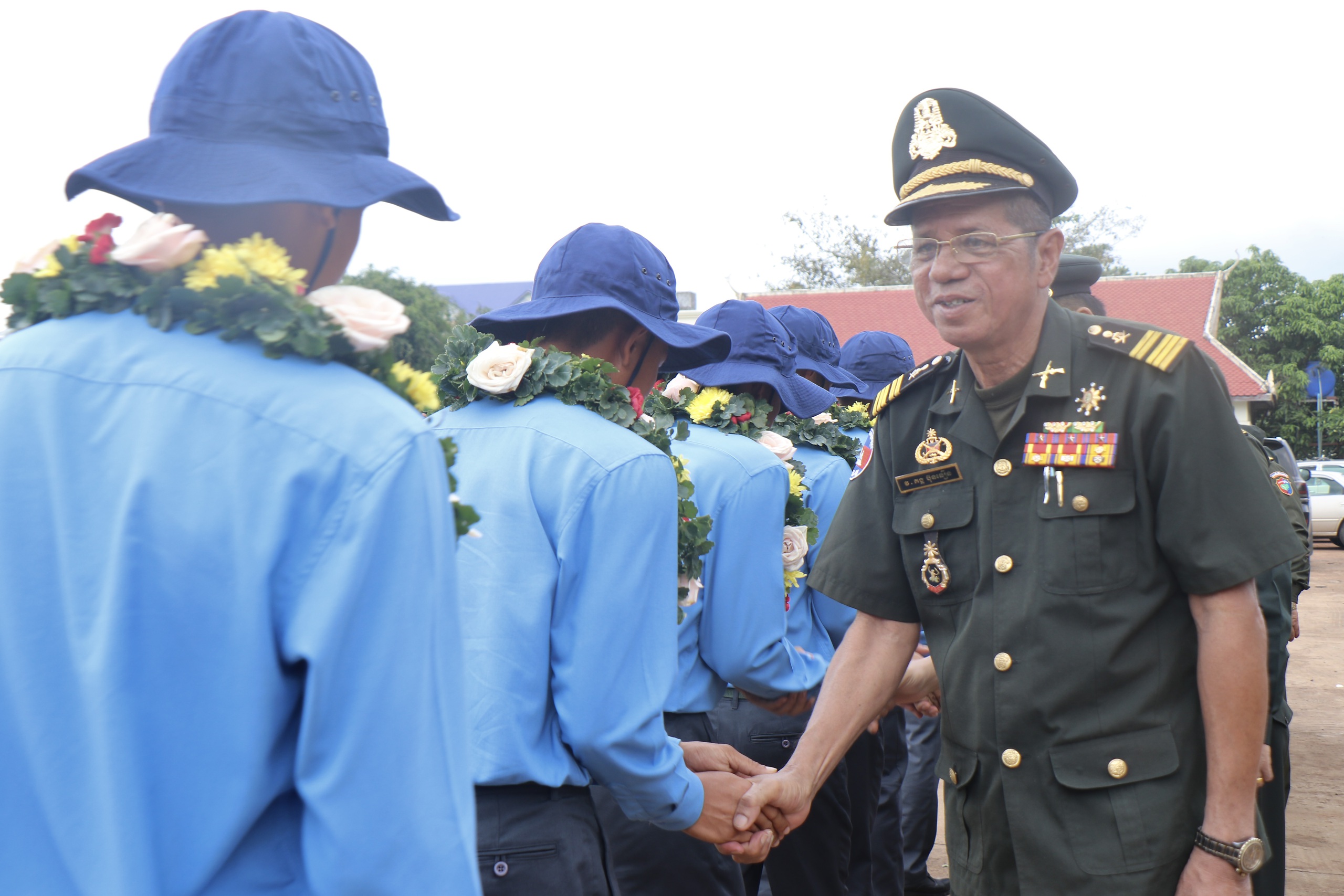 Quân khu 7 xuất quân tìm 825 mộ liệt sĩ tại Campuchia mùa khô 2025 - 2026- Ảnh 2. Quân khu 7 xuất quân tìm 825 mộ liệt sĩ tại Campuchia mùa khô 2025 - 2026- Ảnh 2.